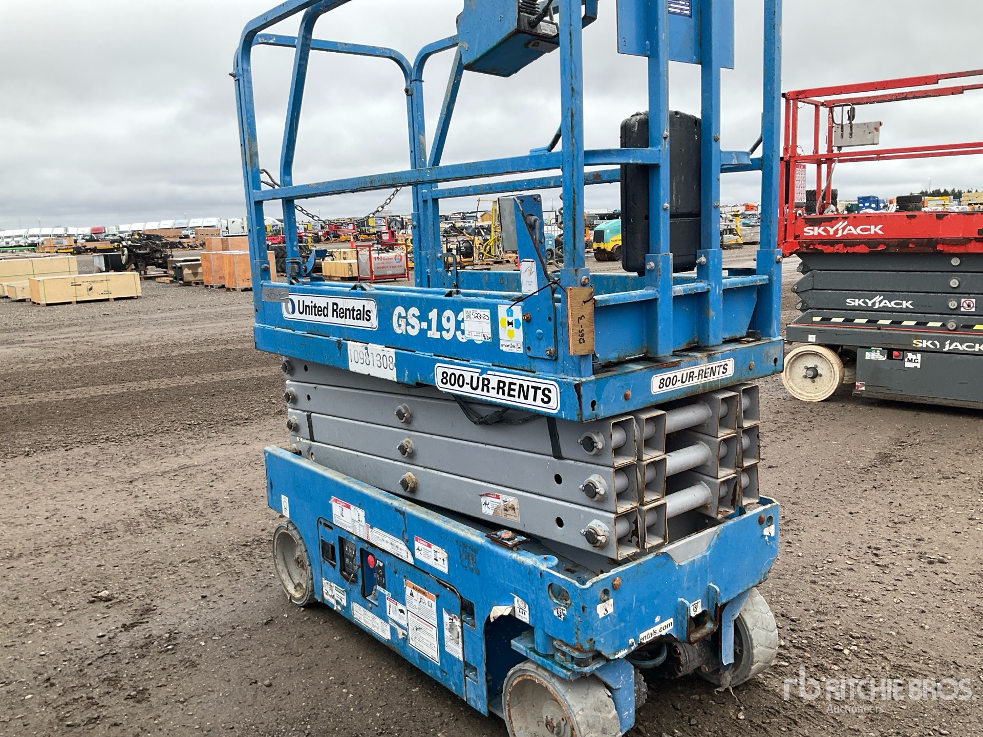 Photo of a 2019 Genie GS-1930