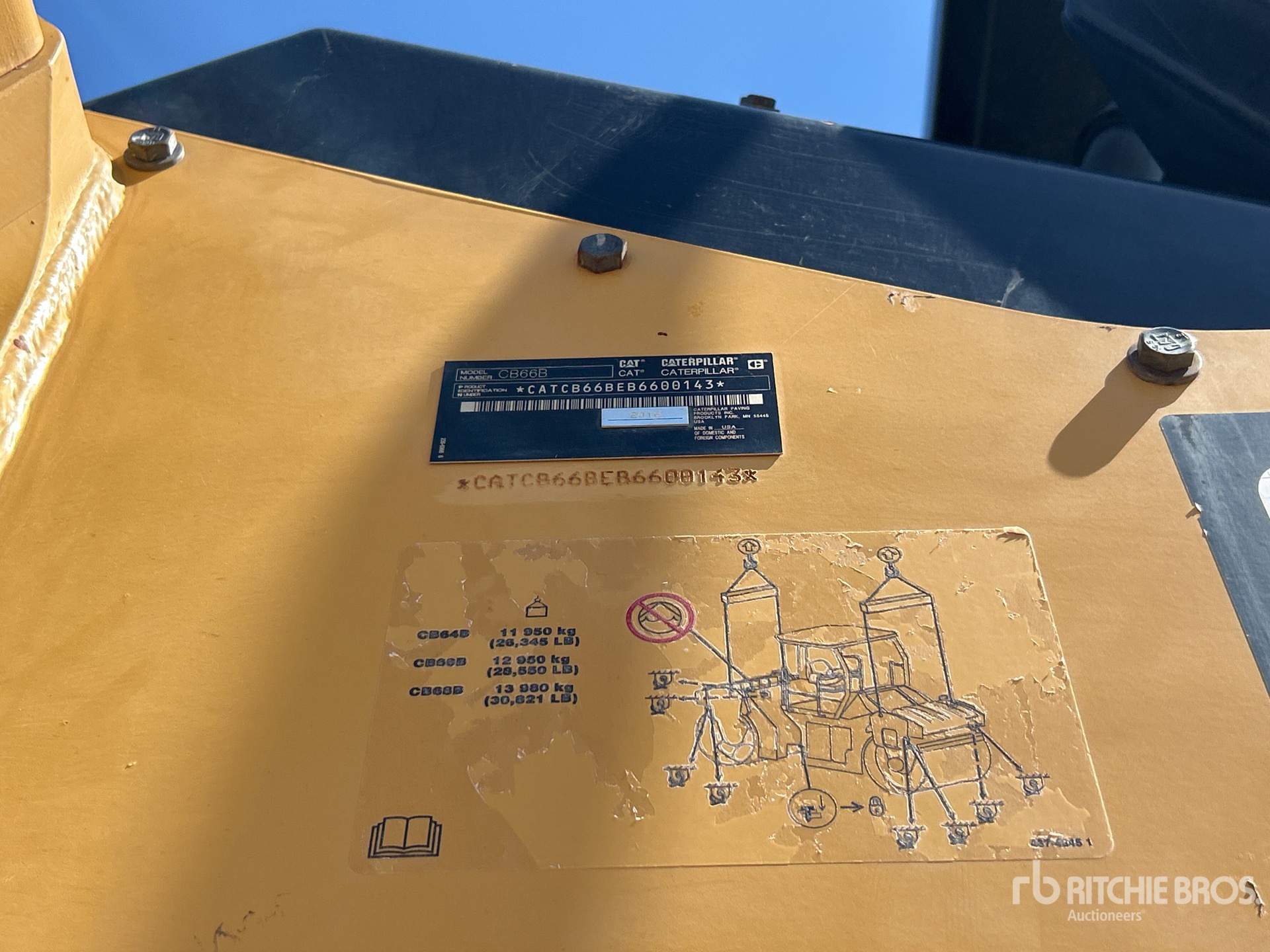 Photo of a 2016 Caterpillar CB66B