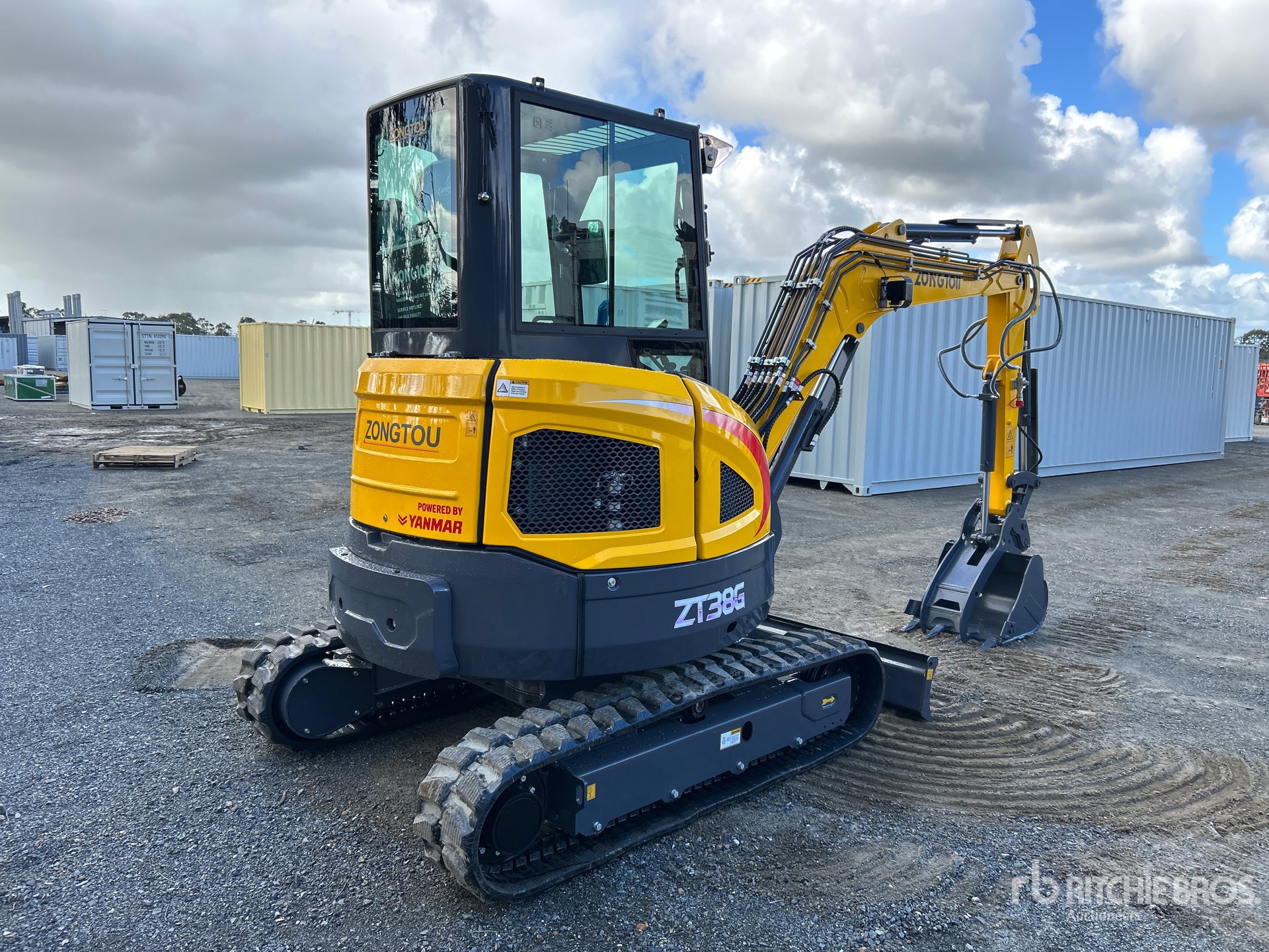 General Appearance with Picture, Right Rear Corner