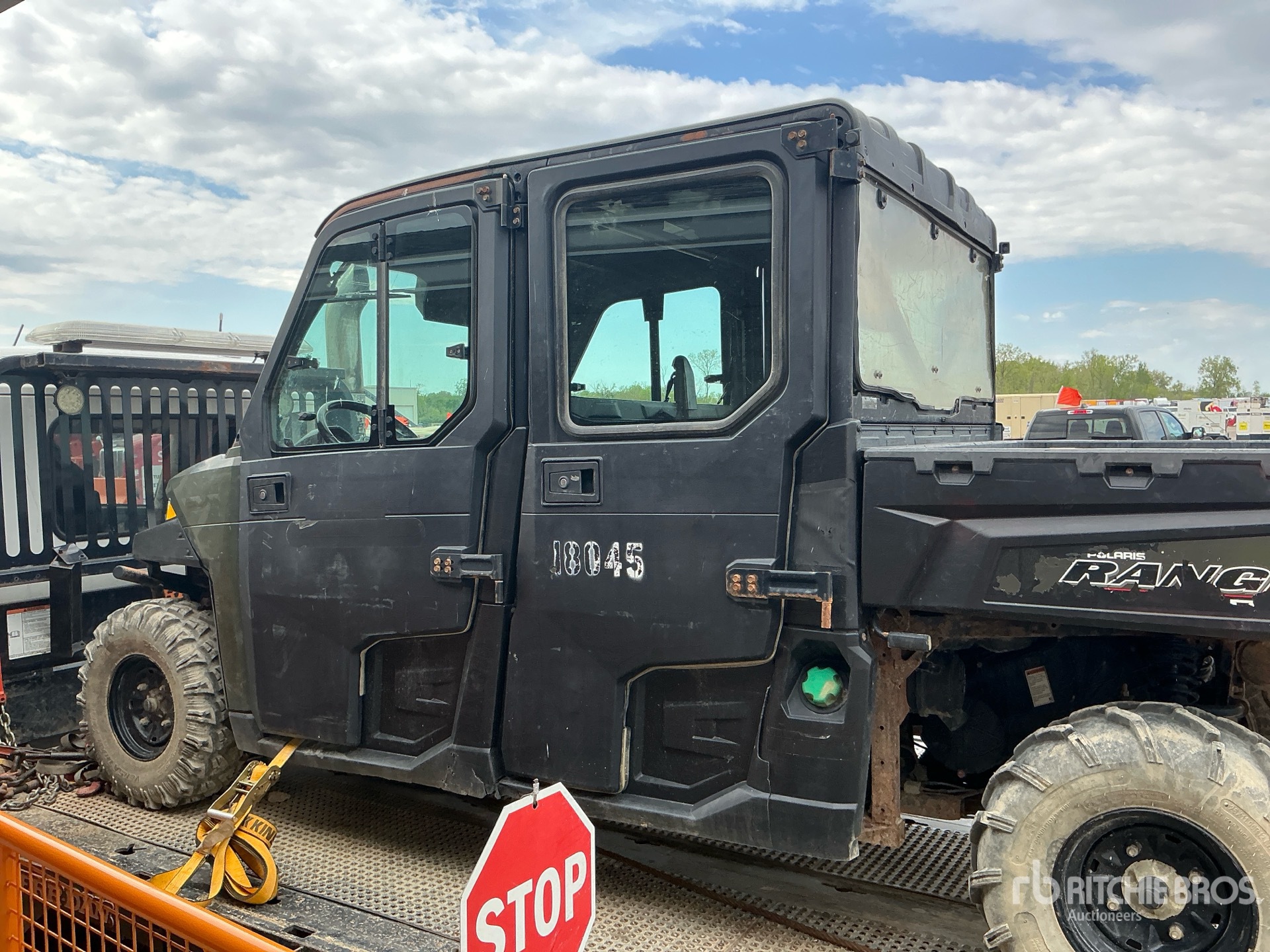 Photo of a 2018 Polaris RANGER CREW