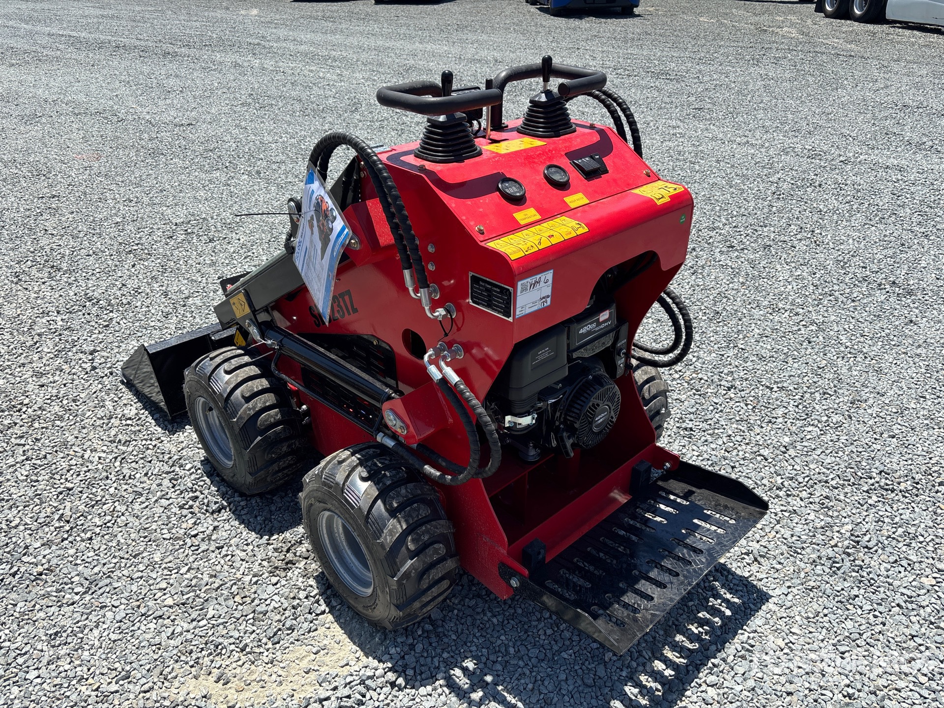 General Appearance with Picture, Left Rear Corner