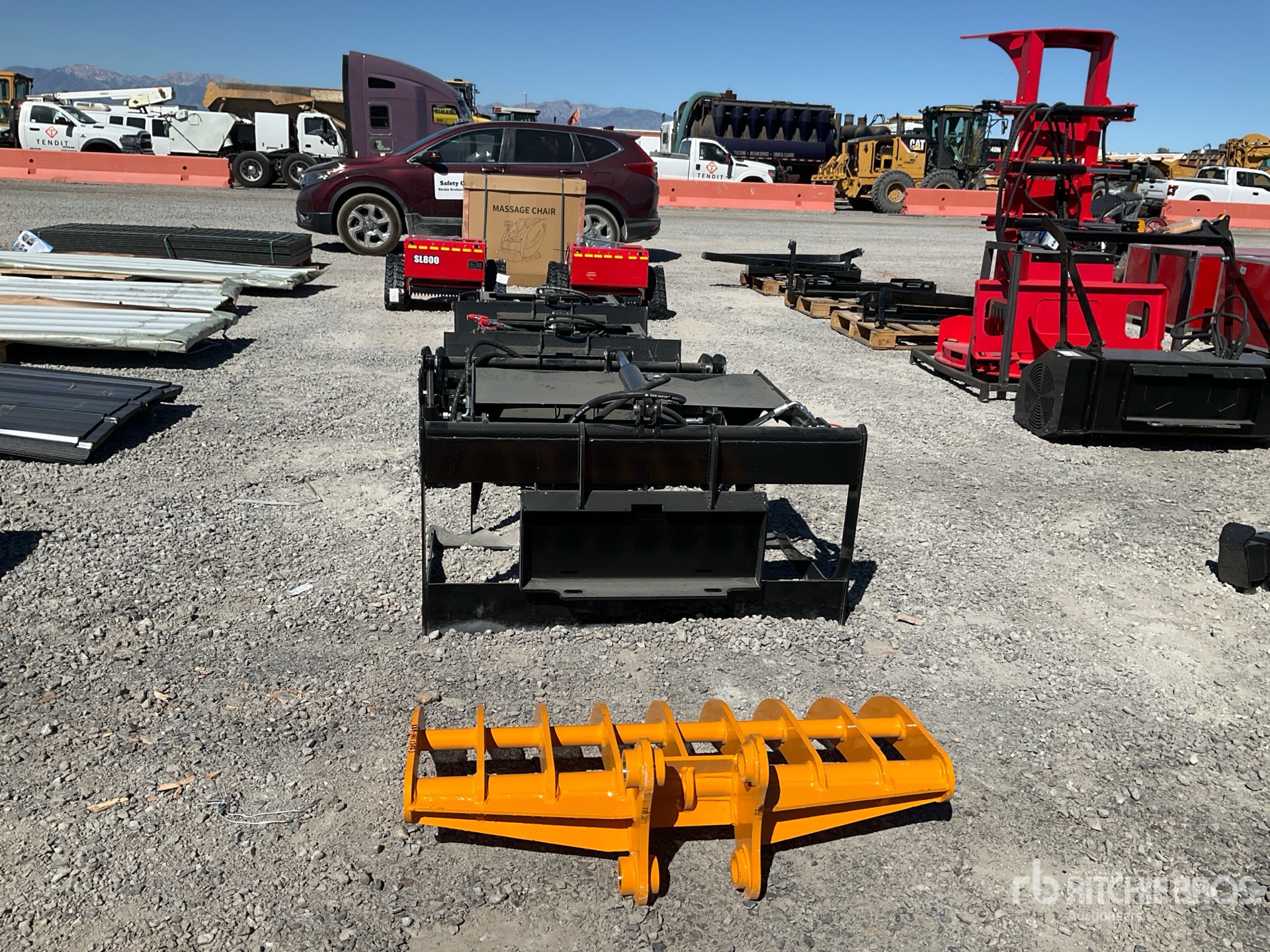 Photo of a 2026 GIYI pro fit to cat 303 (Unused)