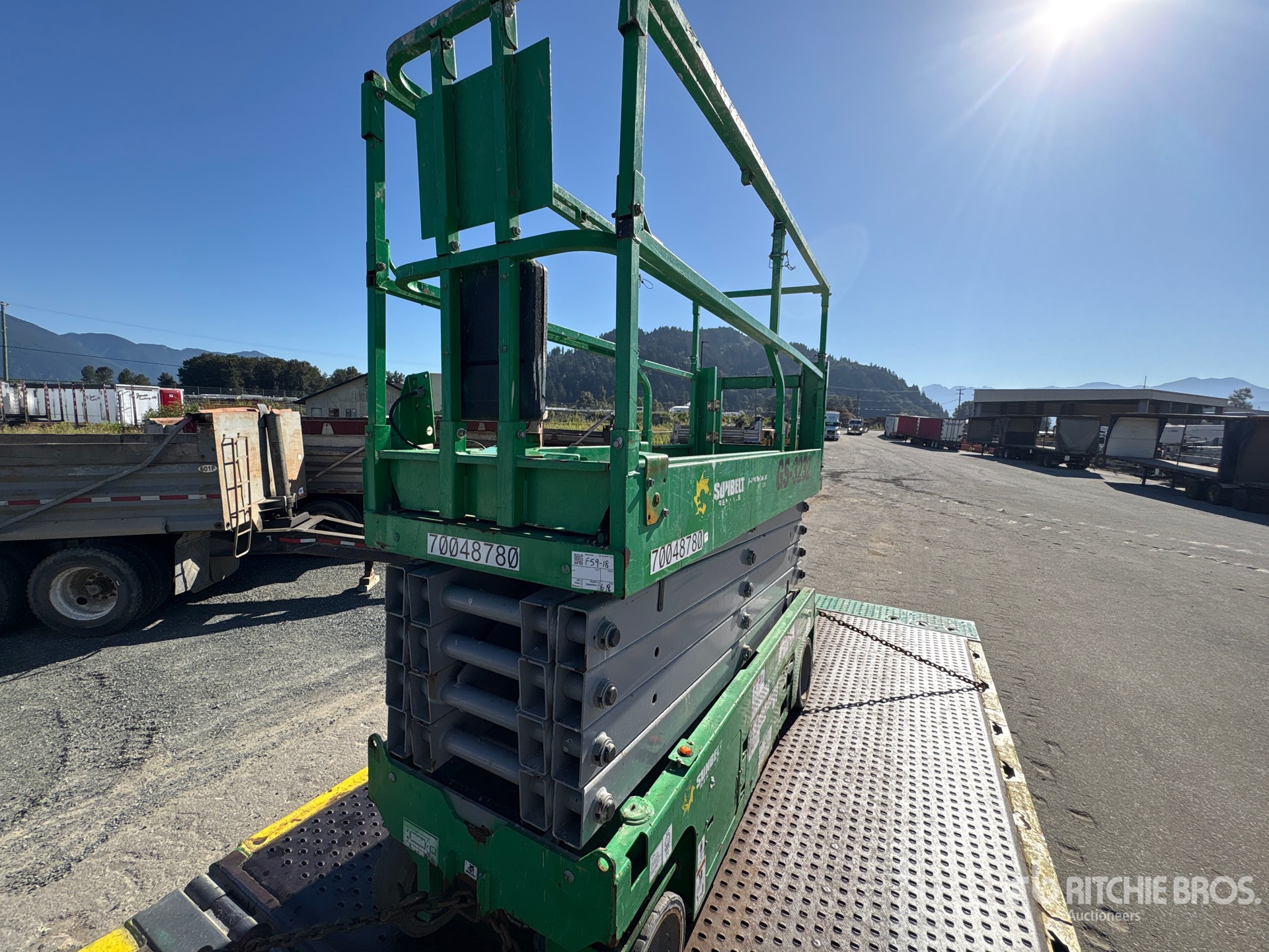 Photo of a 2018 Genie GS-3232