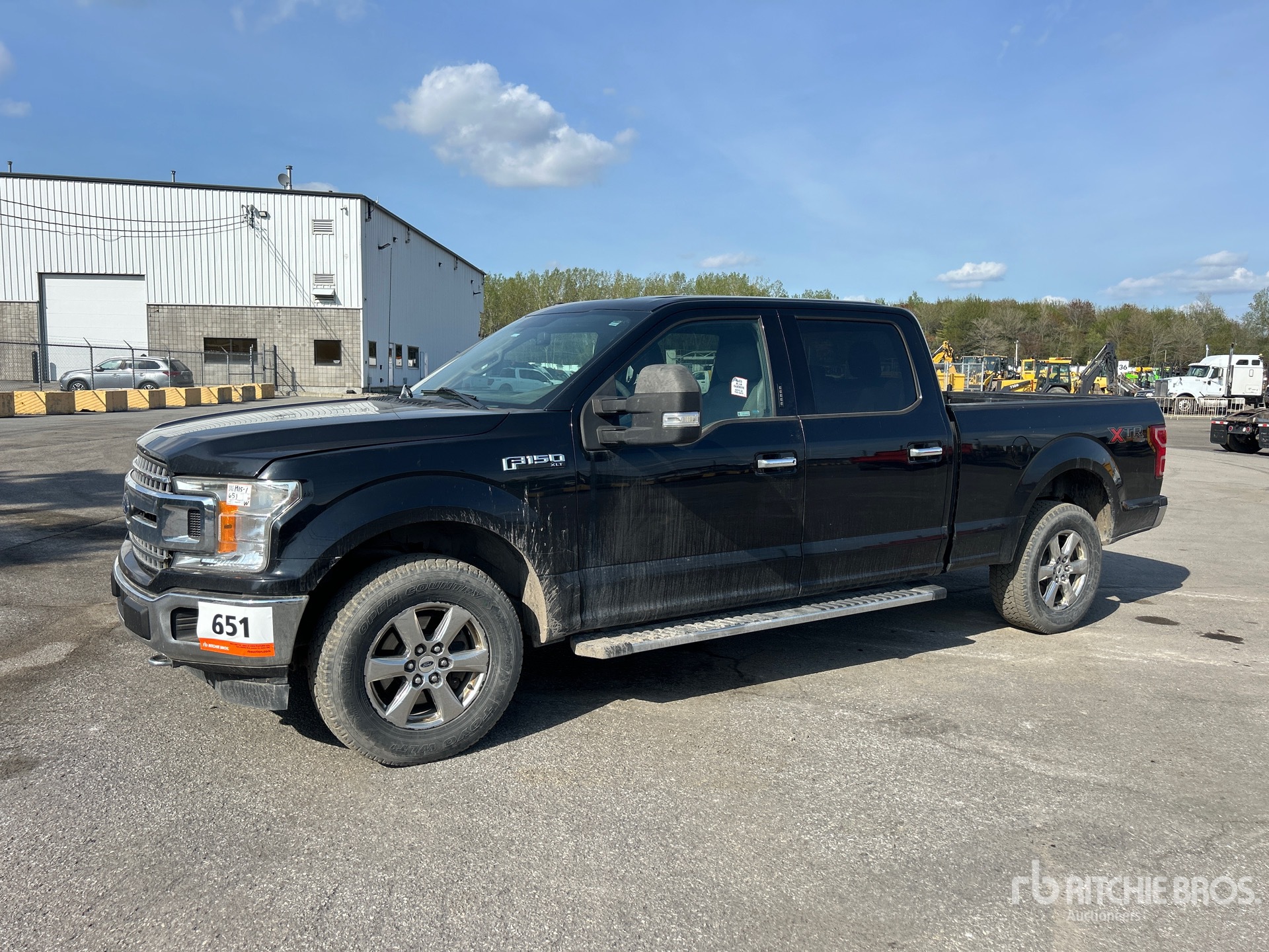 General Appearance with Featured Photo