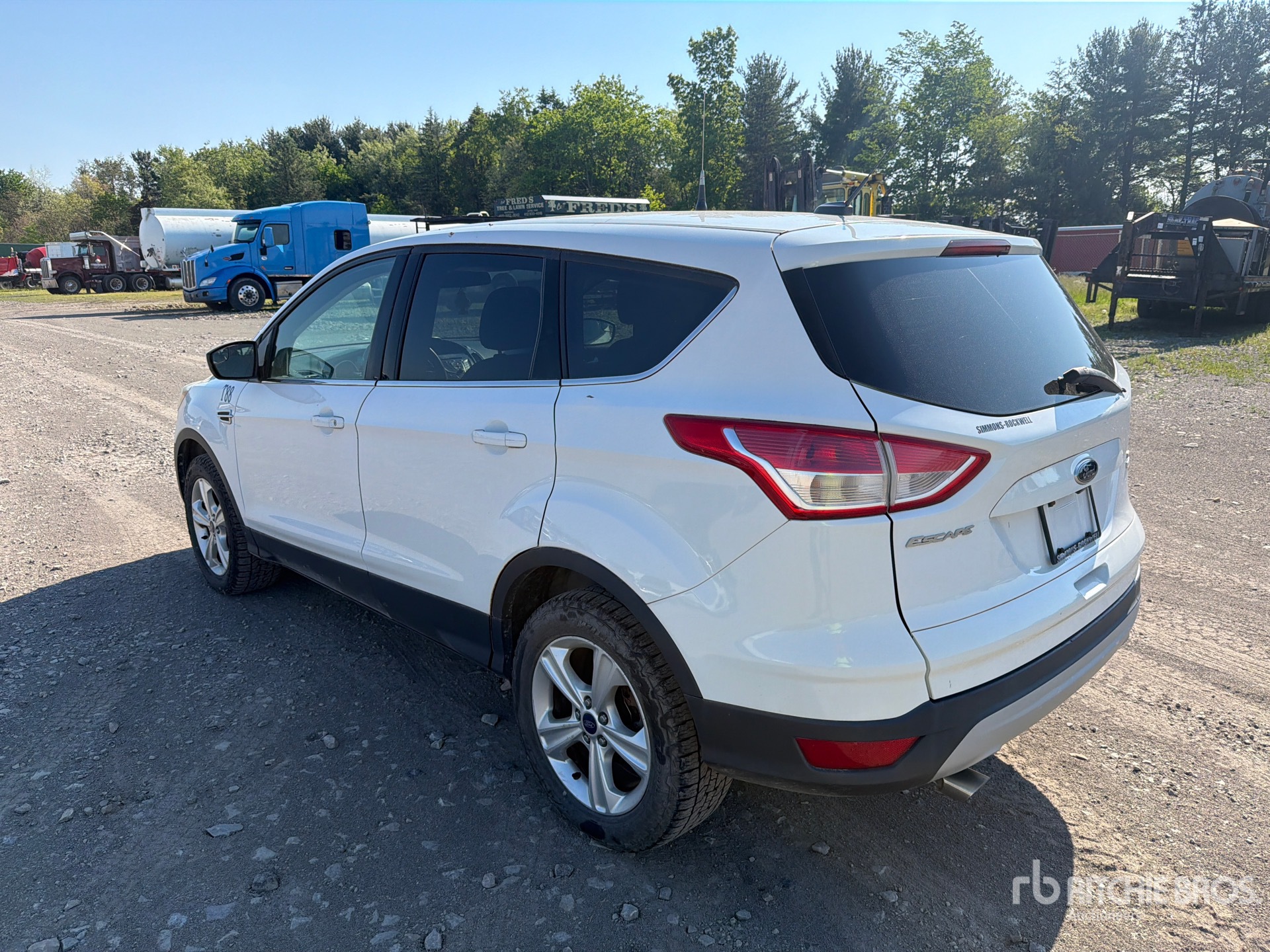 General Appearance with Picture, Left Rear Corner