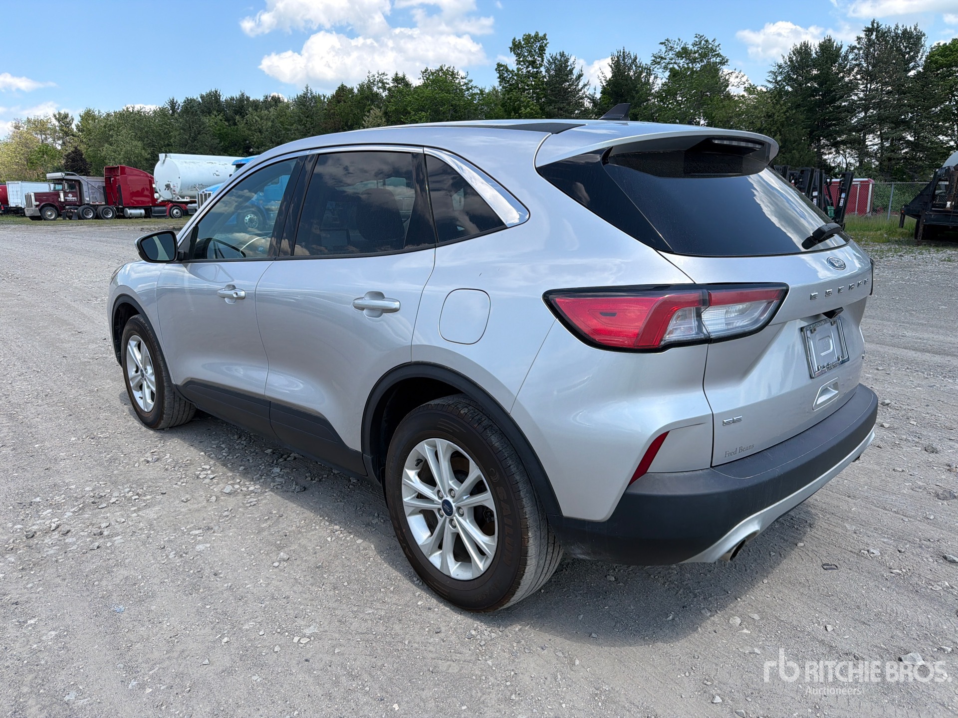General Appearance with Picture, Left Rear Corner
