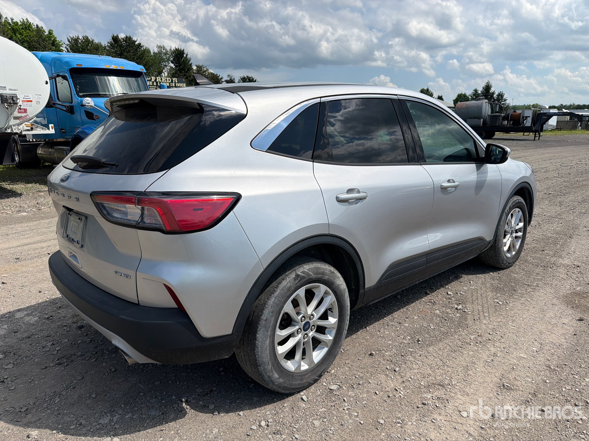General Appearance with Picture, Right Rear Corner