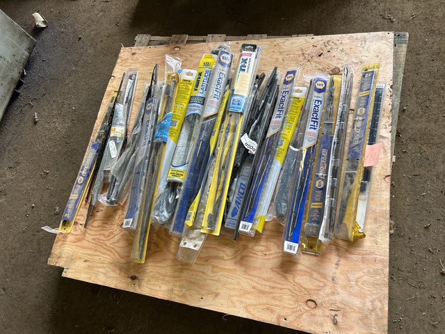 Quantity of Windshield Wiper Blades