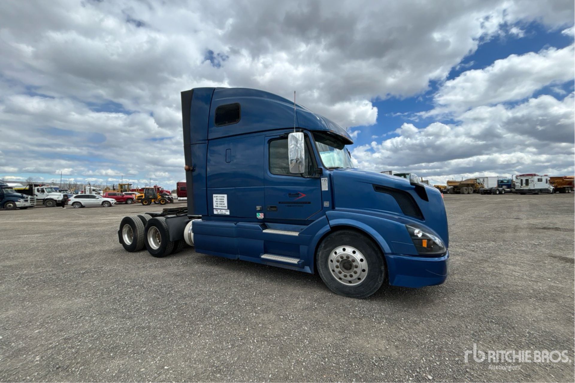 2017 Volvo VNL