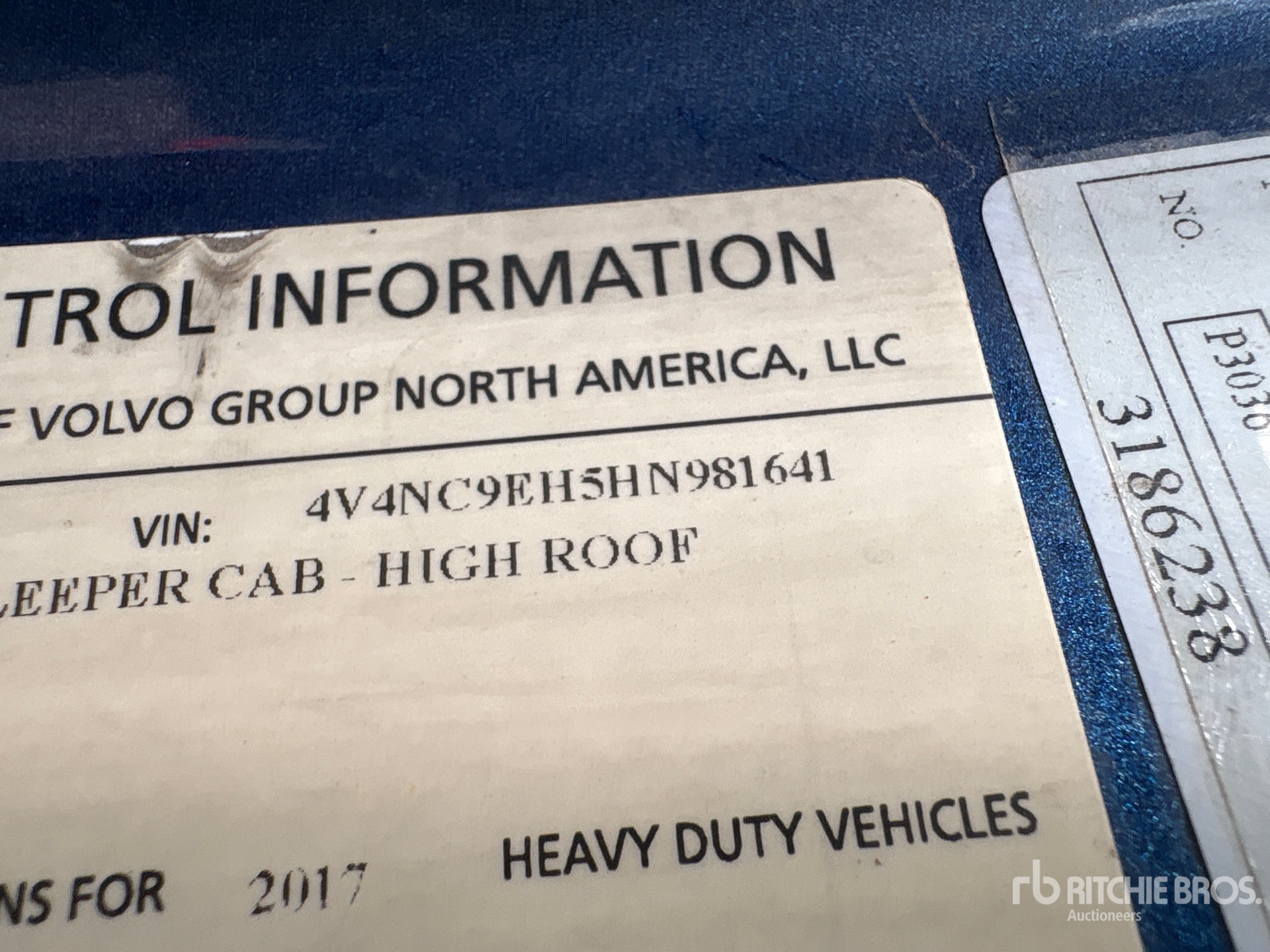 2017 Volvo VNL