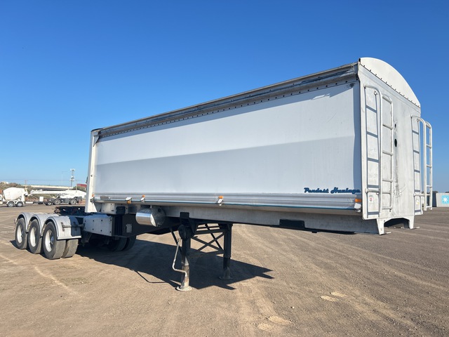 2010 Sloanebuilt 6.3 m Tri/A Sliding Tipping Trailer