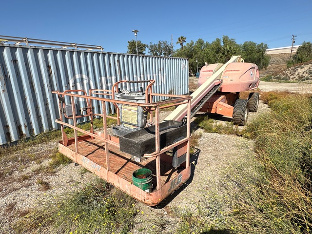 2003 JLG 400s 2WD Gasoline Telescopic Boom Lift