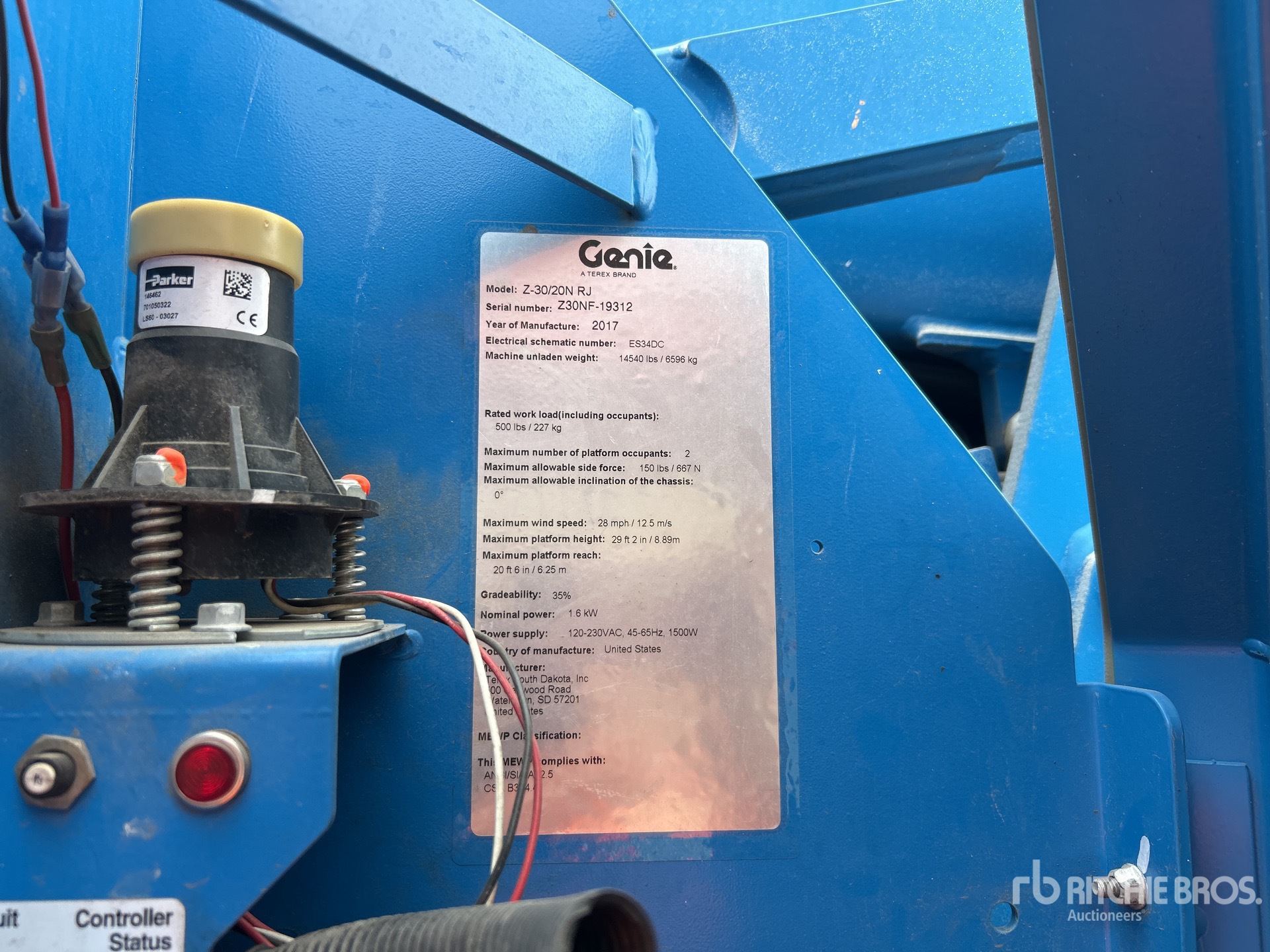 Photo of a 2017 Genie Z30/20