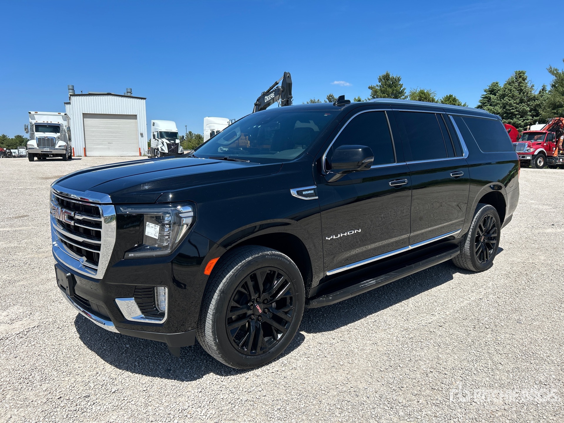 Photo of a 2023 GMC YUKON