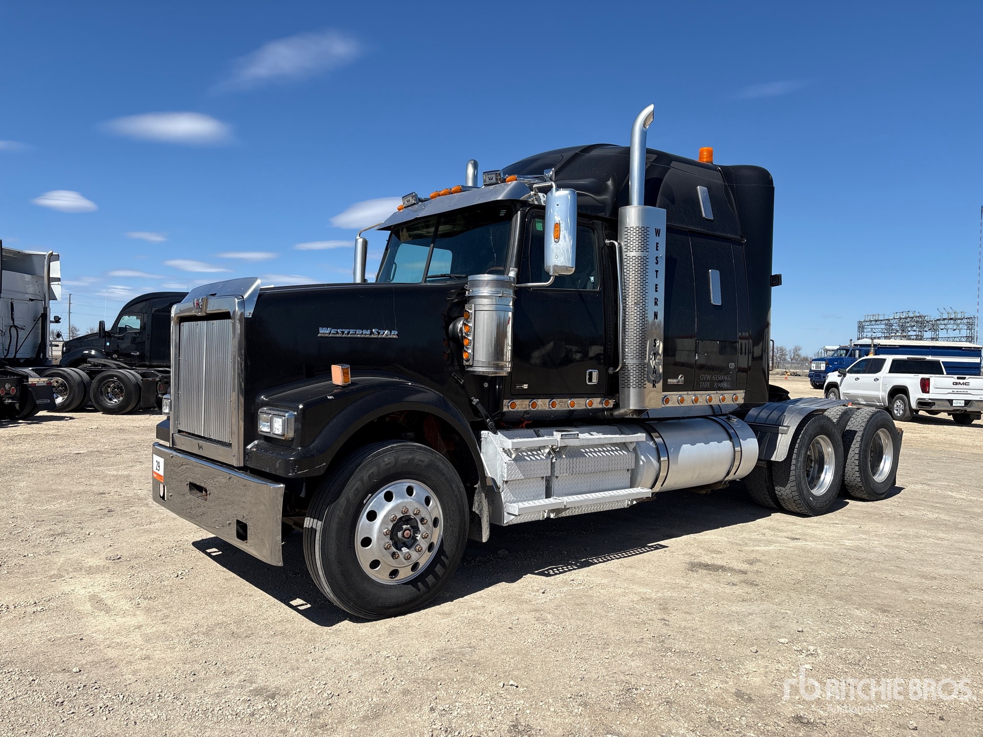 Photo of a 2011 Western Star 4900SF