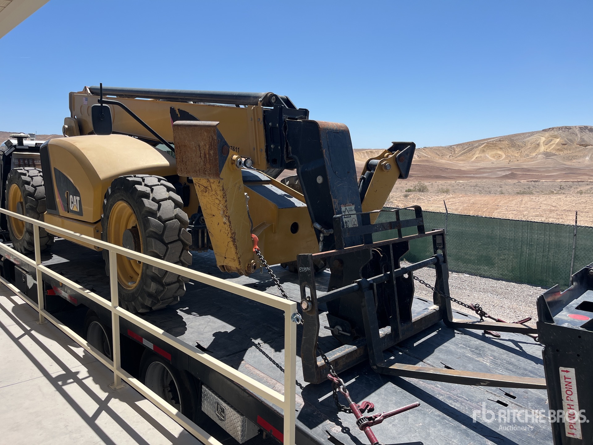 Photo of a 2016 Caterpillar TL943D