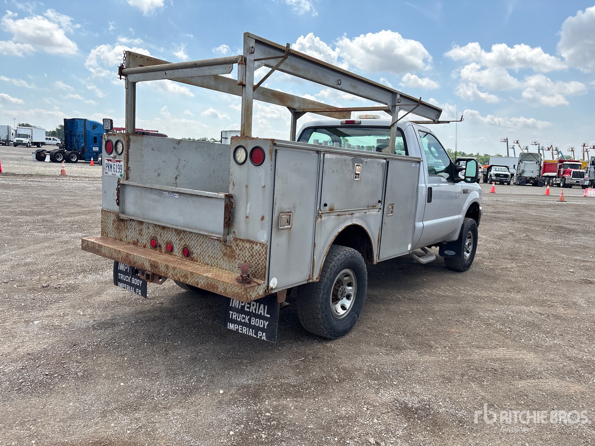 General Appearance with Picture, Right Rear Corner