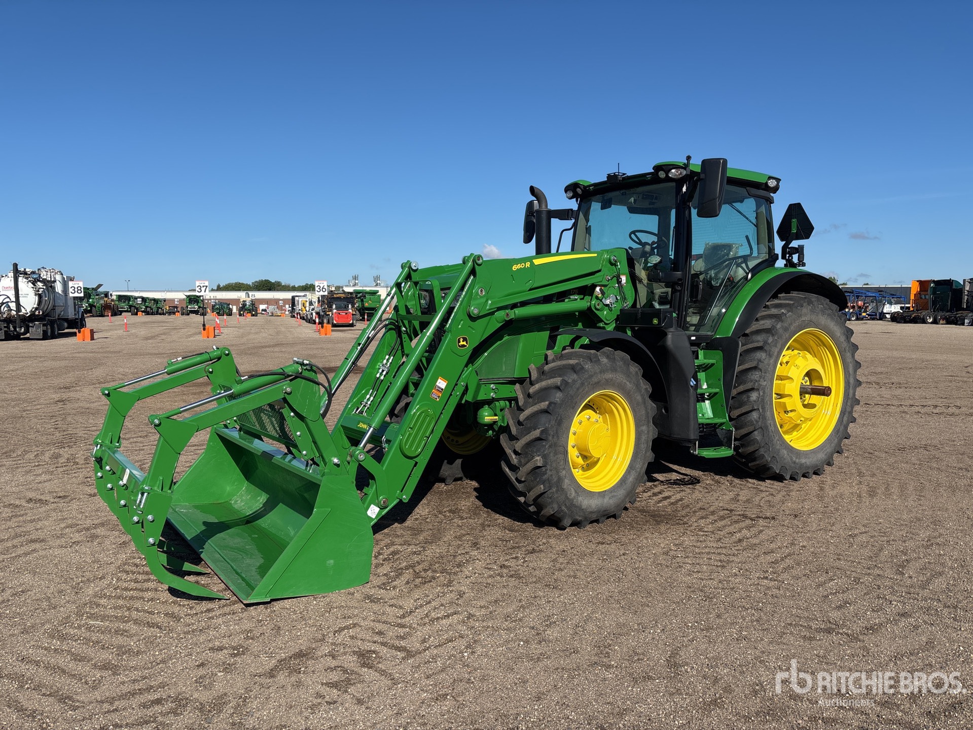 Photo of a 2023 John Deere 6R 175