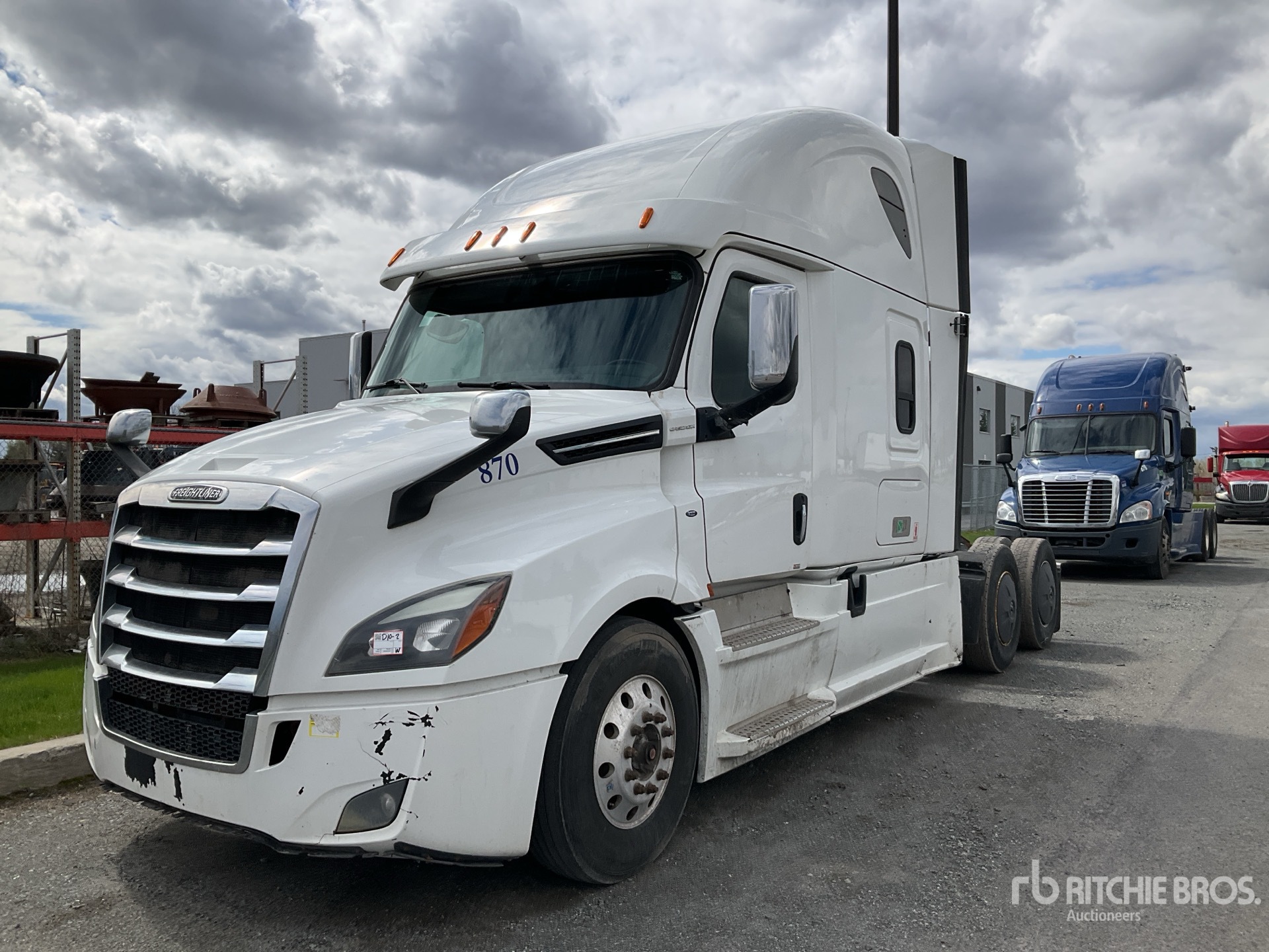 Photo of a 2018 Freightliner CASCADIA 126