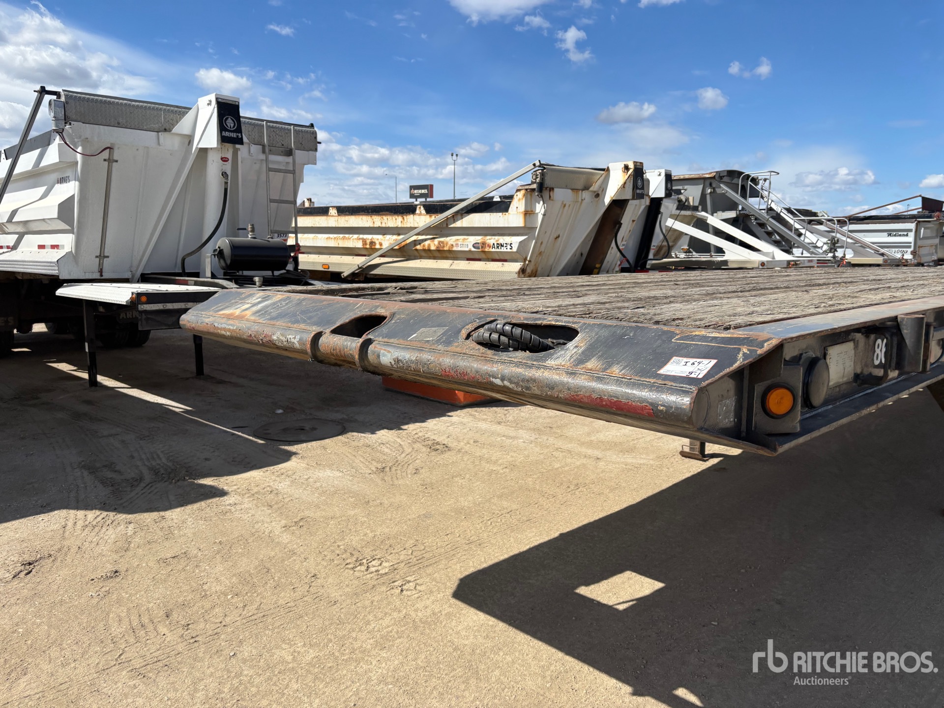 Photo of a 1996 Gerrys 46 ft Tri/A Flatbed