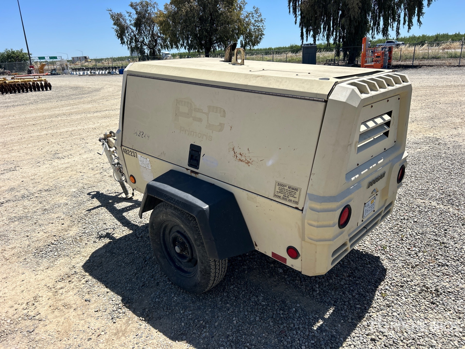 General Appearance with Picture, Left Rear Corner