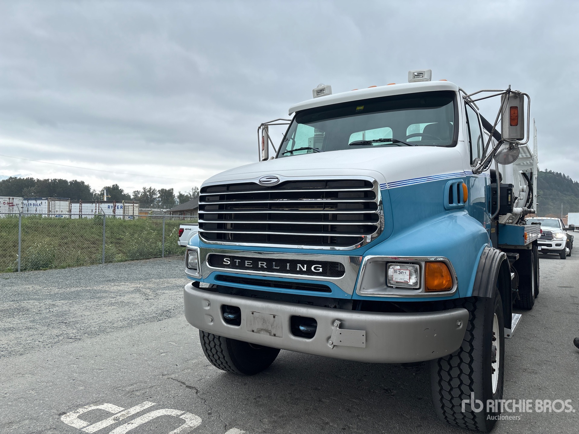 Photo of a 2007 Sterling LT8500