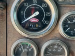 4 Transmision with Engine Hours