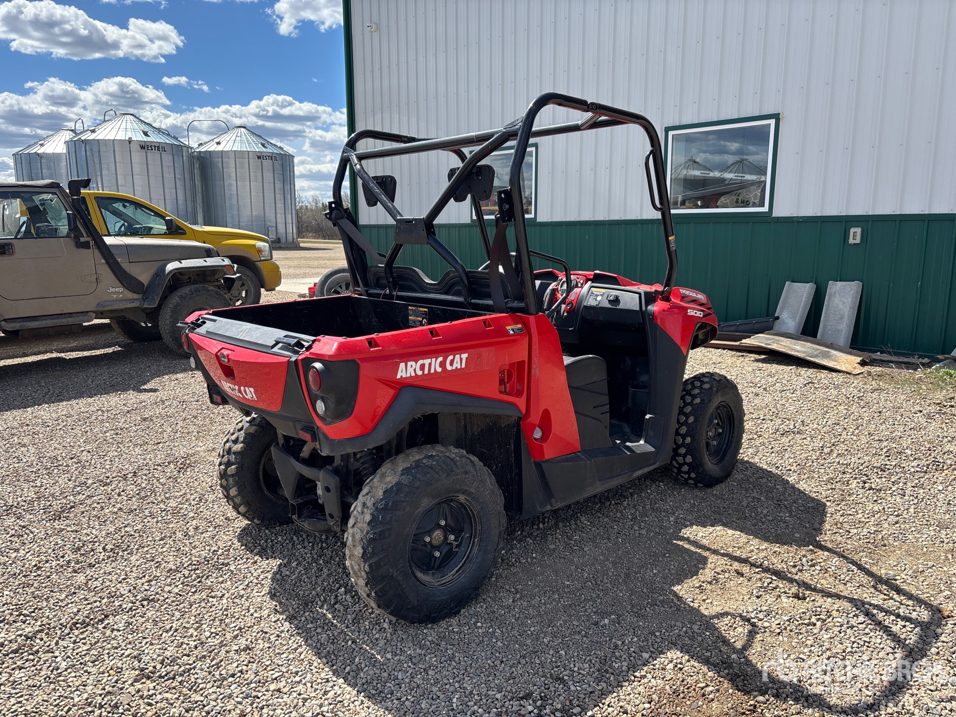 General Appearance with Picture, Right Rear Corner