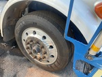 Underbody with Right Steer Tire