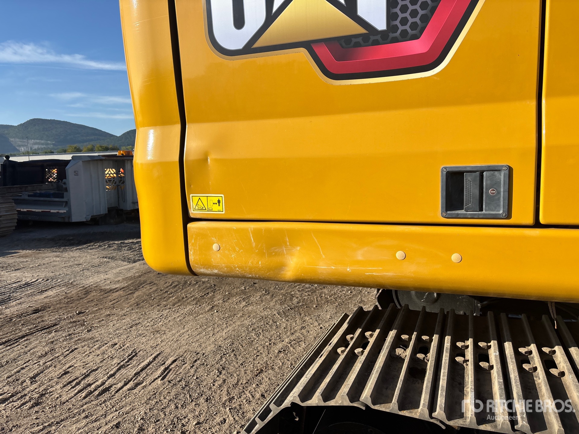 2021 Caterpillar 320GC
