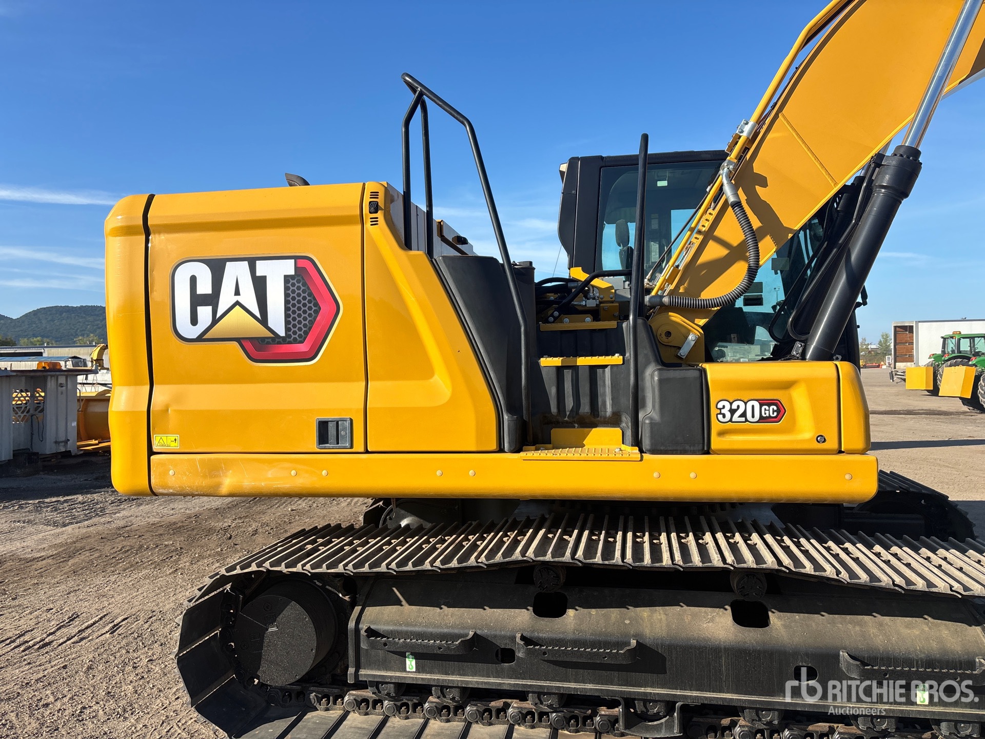 2021 Caterpillar 320GC