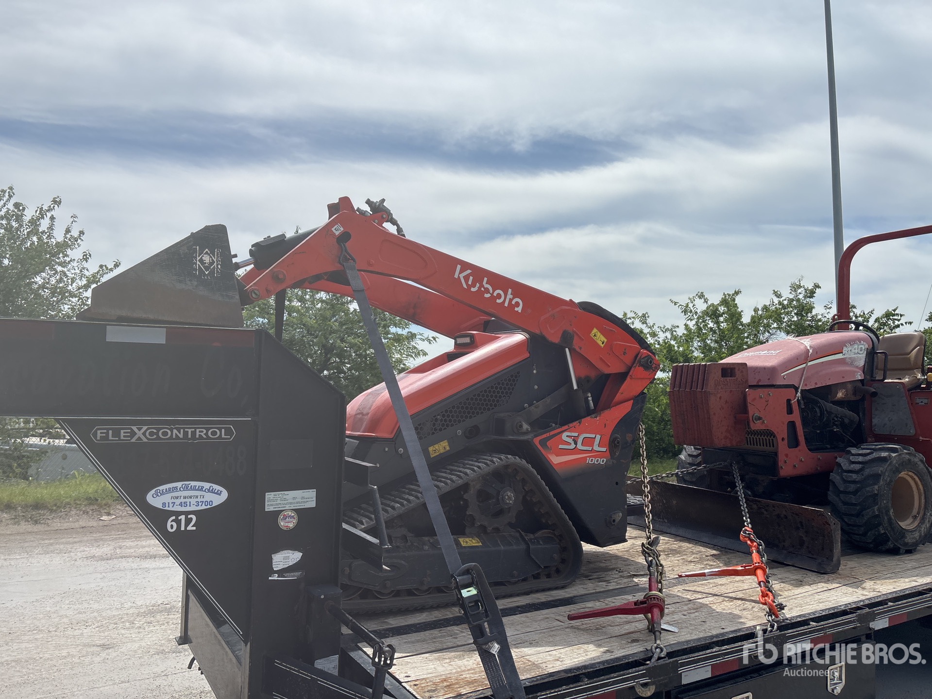 Photo of a 2022 Kubota SLC1000