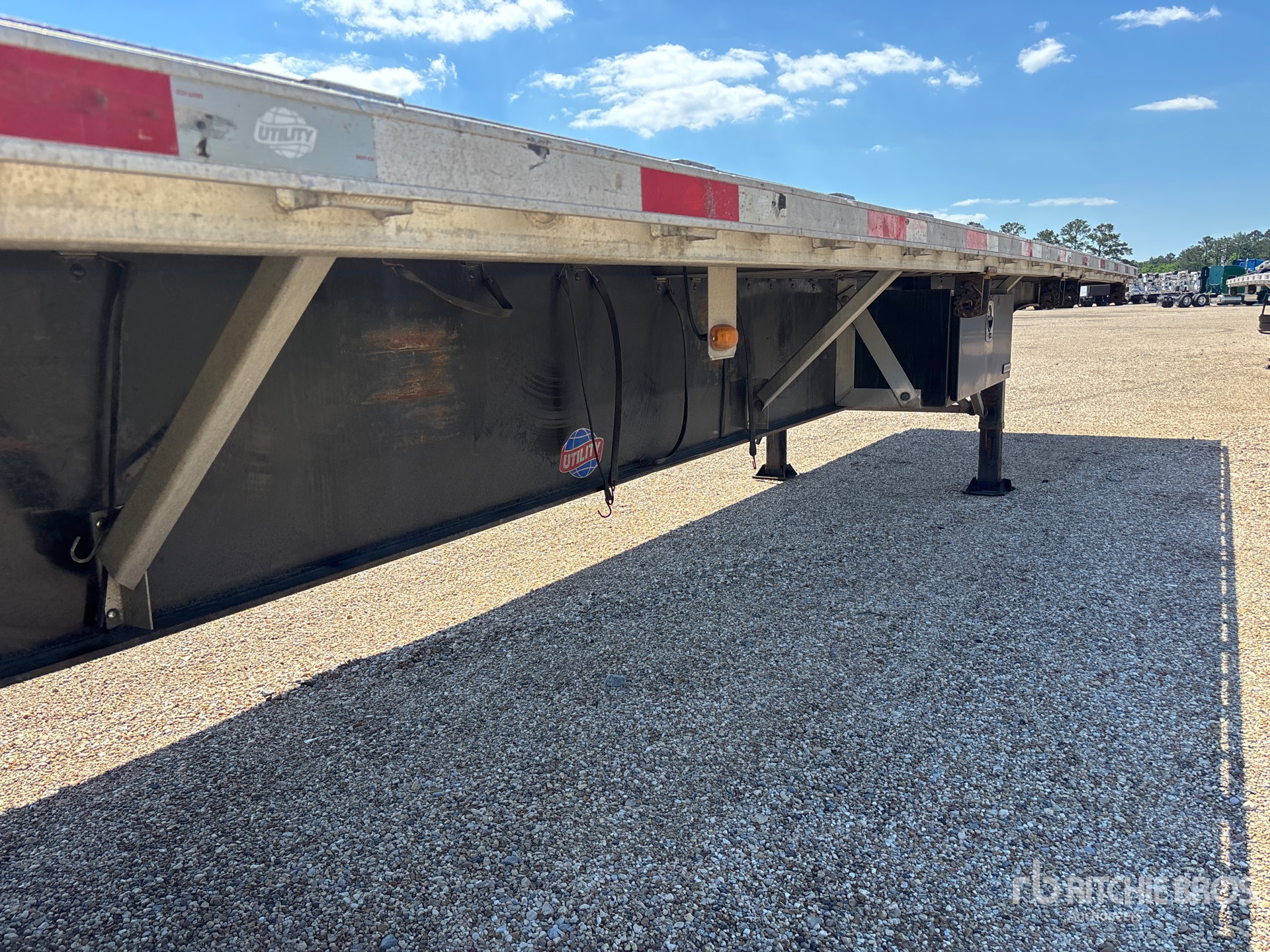 2024 Utility FS2CHA