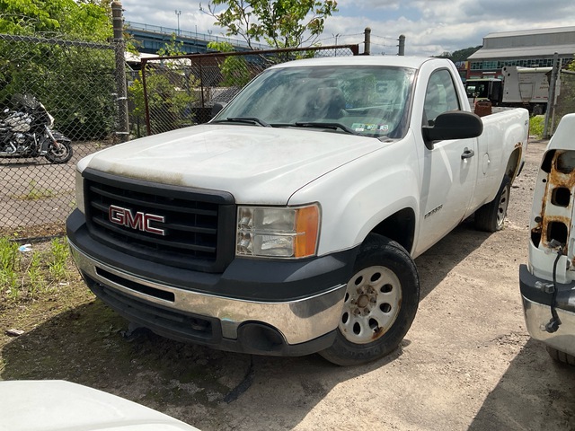 2011 GMC Sierra 1500 4x4 Pickup (Inoperable)