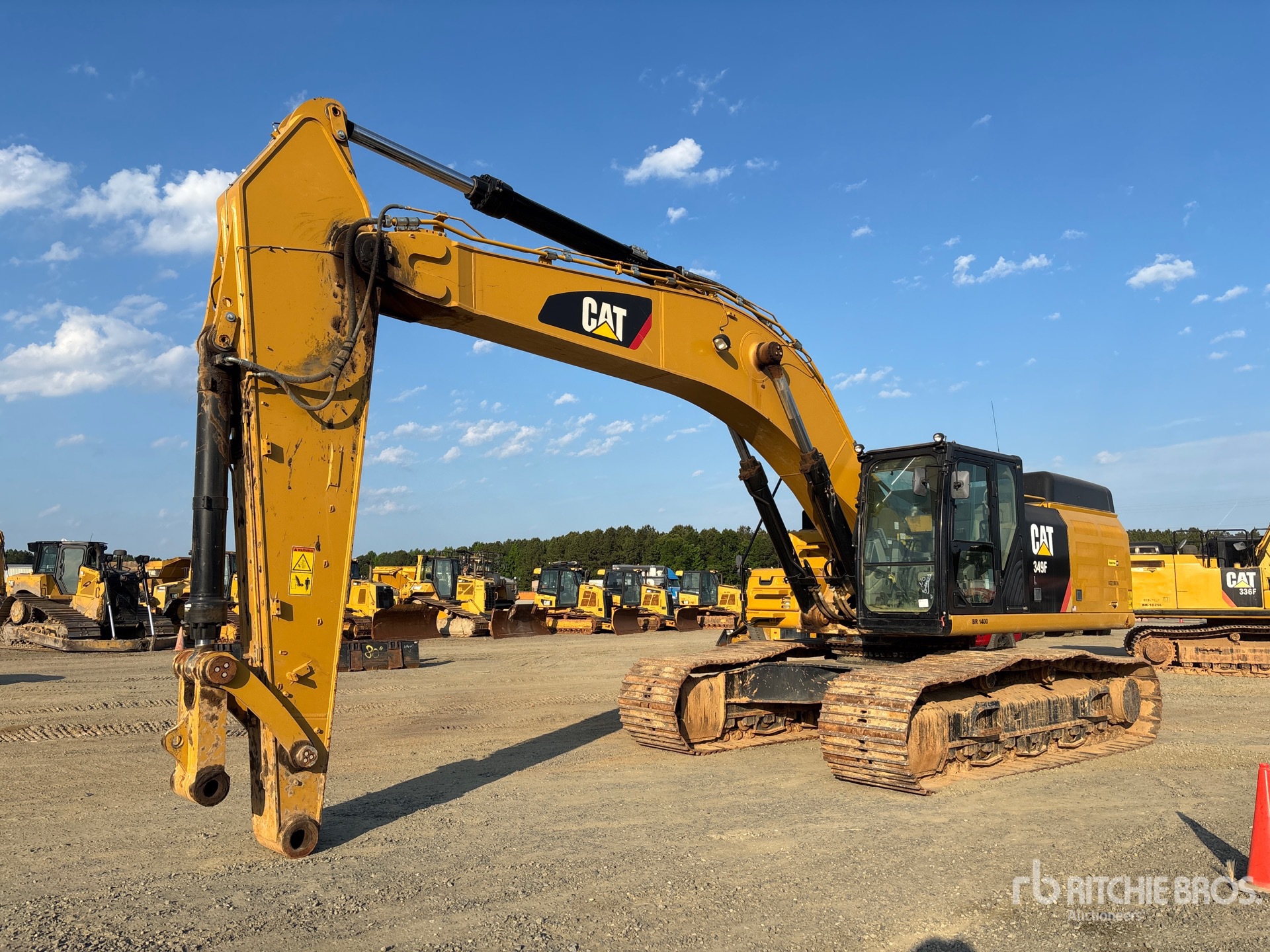 Photo of a 2020 Caterpillar 349F L
