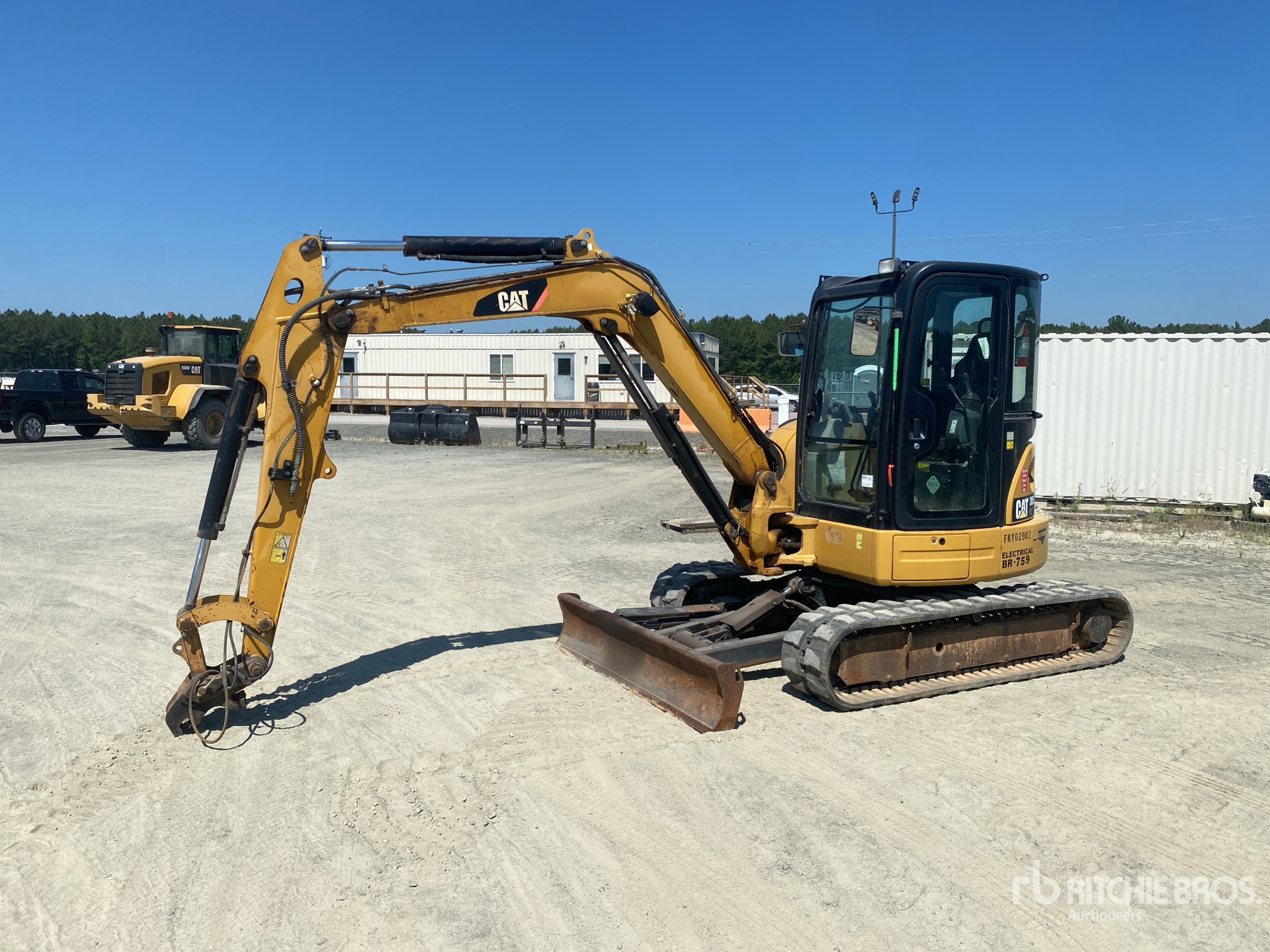 Photo of a 2014 Caterpillar 305.5E CR