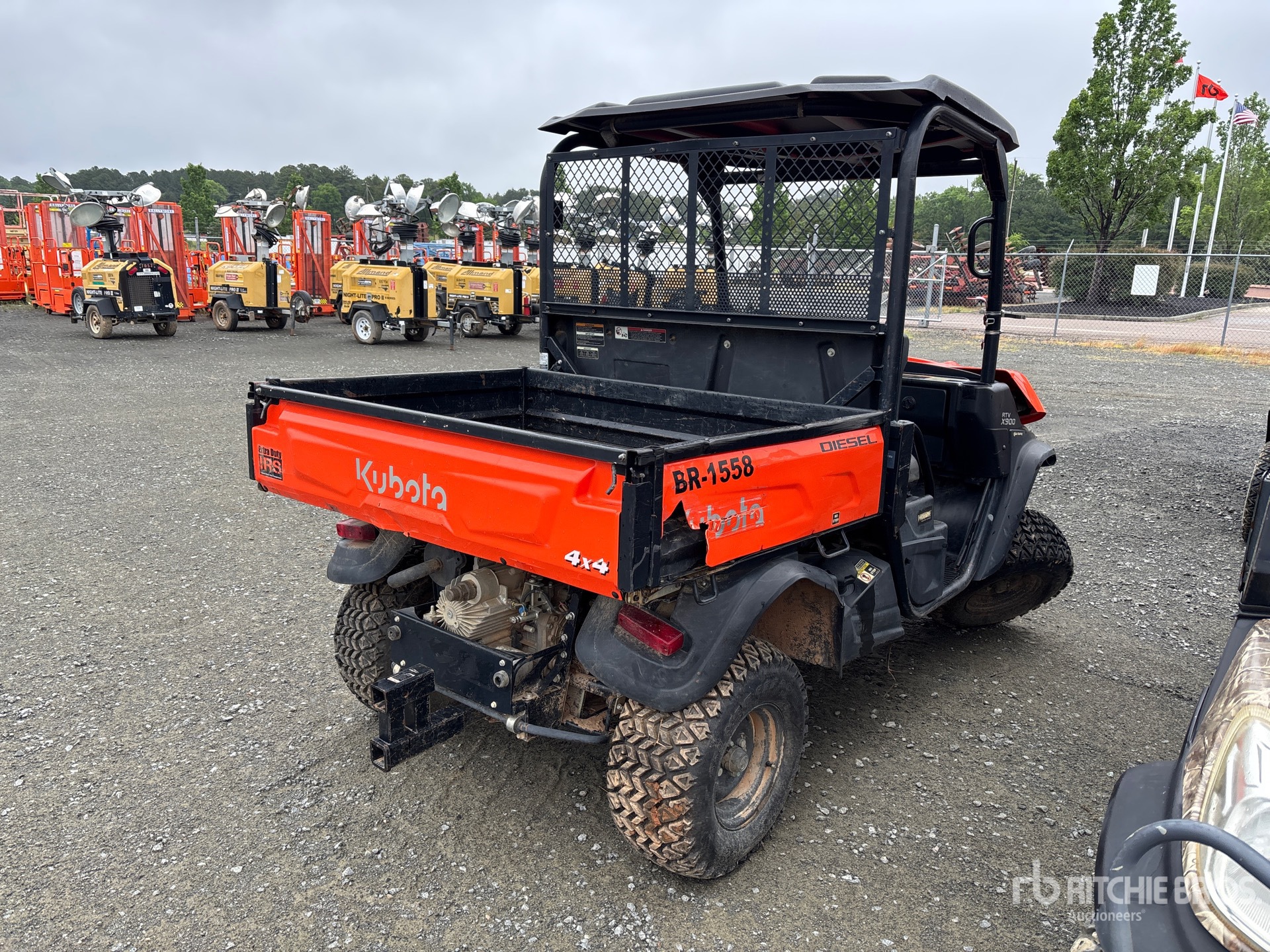 General Appearance with Picture, Right Rear Corner