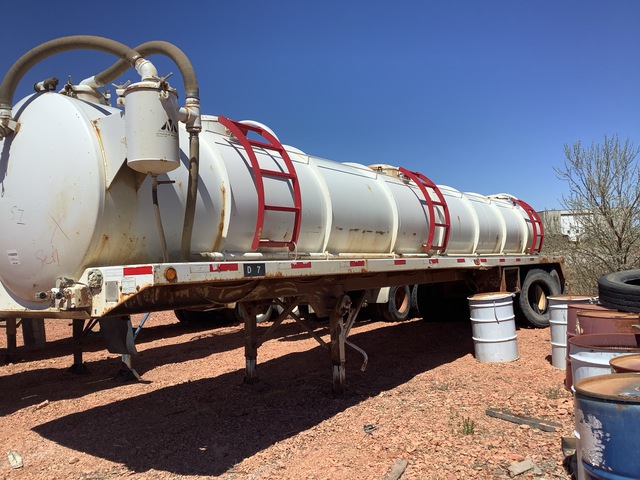2011 Menard T/A Tanker Trailer