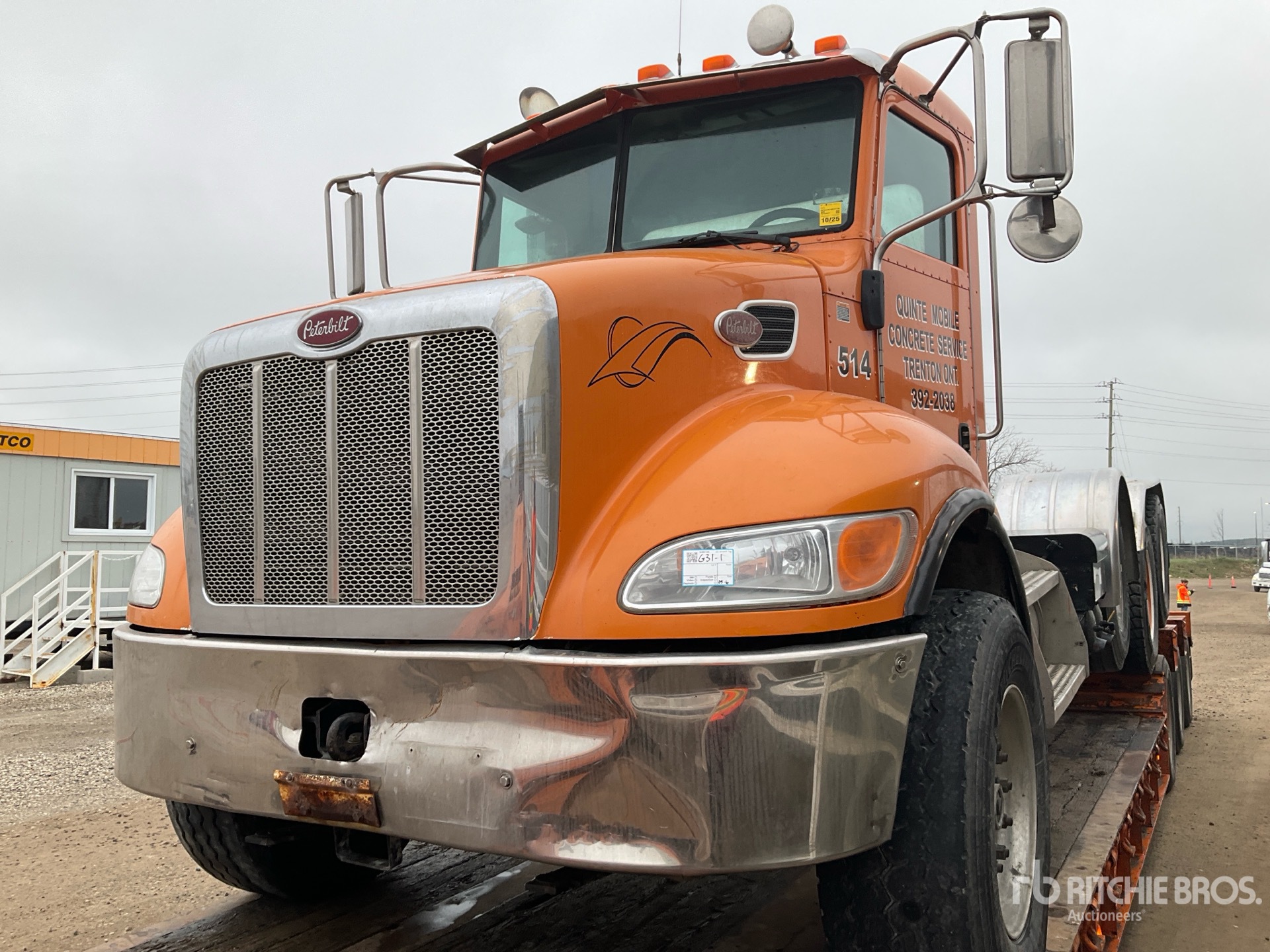 Photo of a 2008 Peterbilt 340