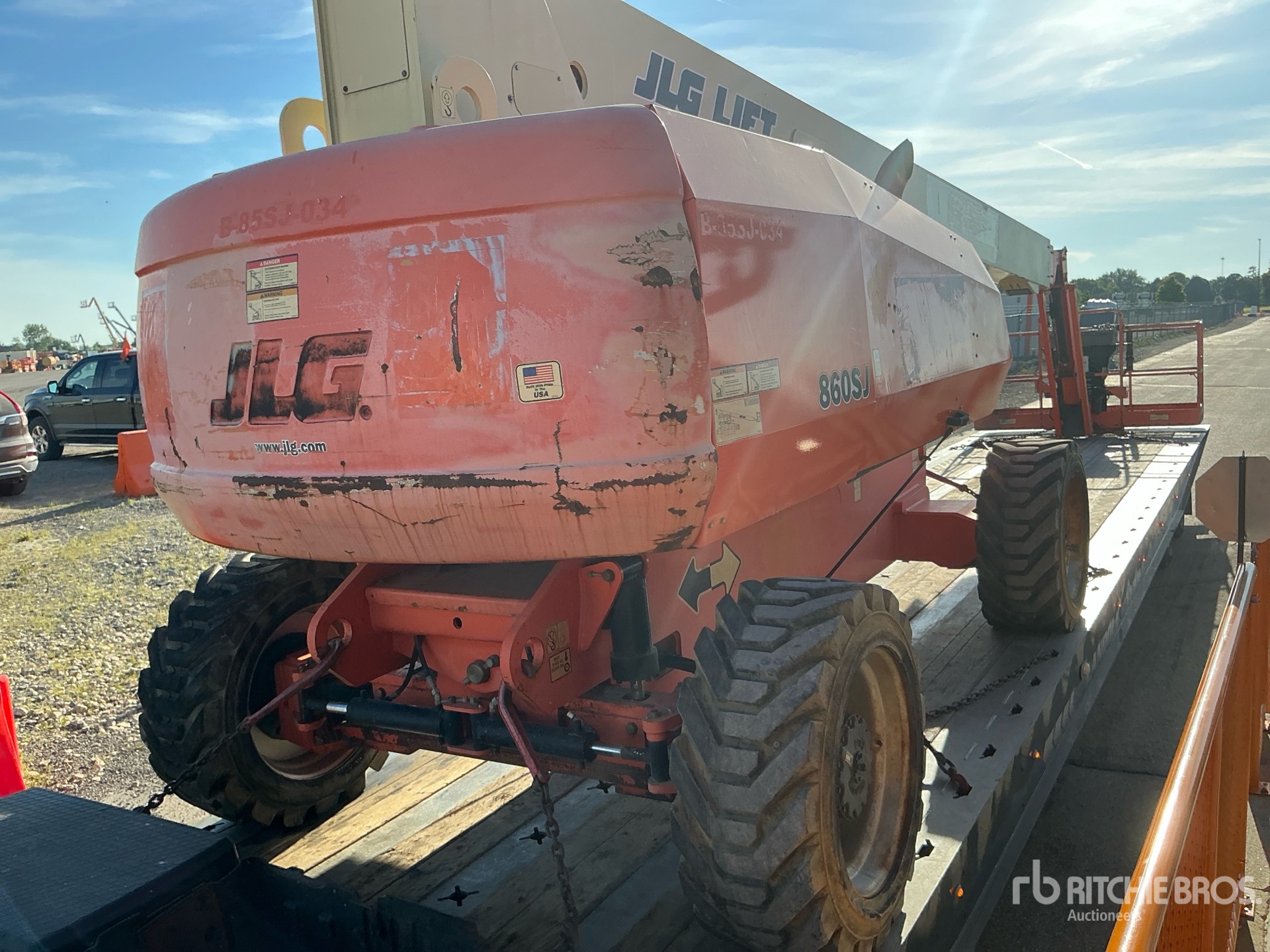 Photo of a 2010 JLG 860SJ
