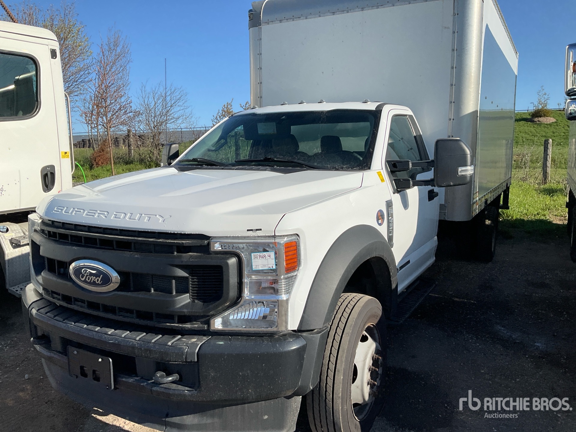 Photo of a 2022 Ford F-450