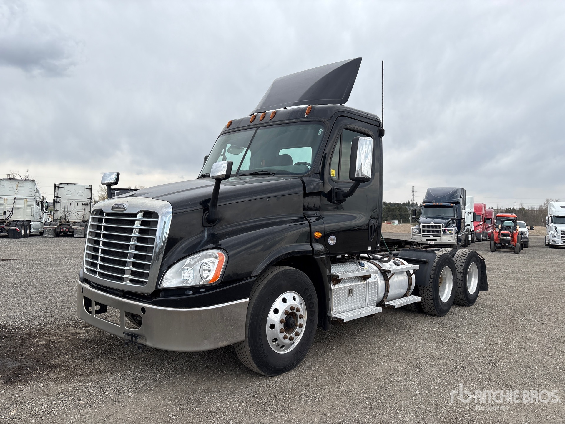 Photo of a 2020 Freightliner CASCADIA 125
