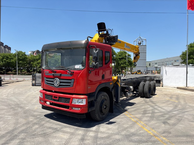 2022 XCMG SQS300 12 ton on 2022 DongFeng 6x4 Sleeper Crane Truck