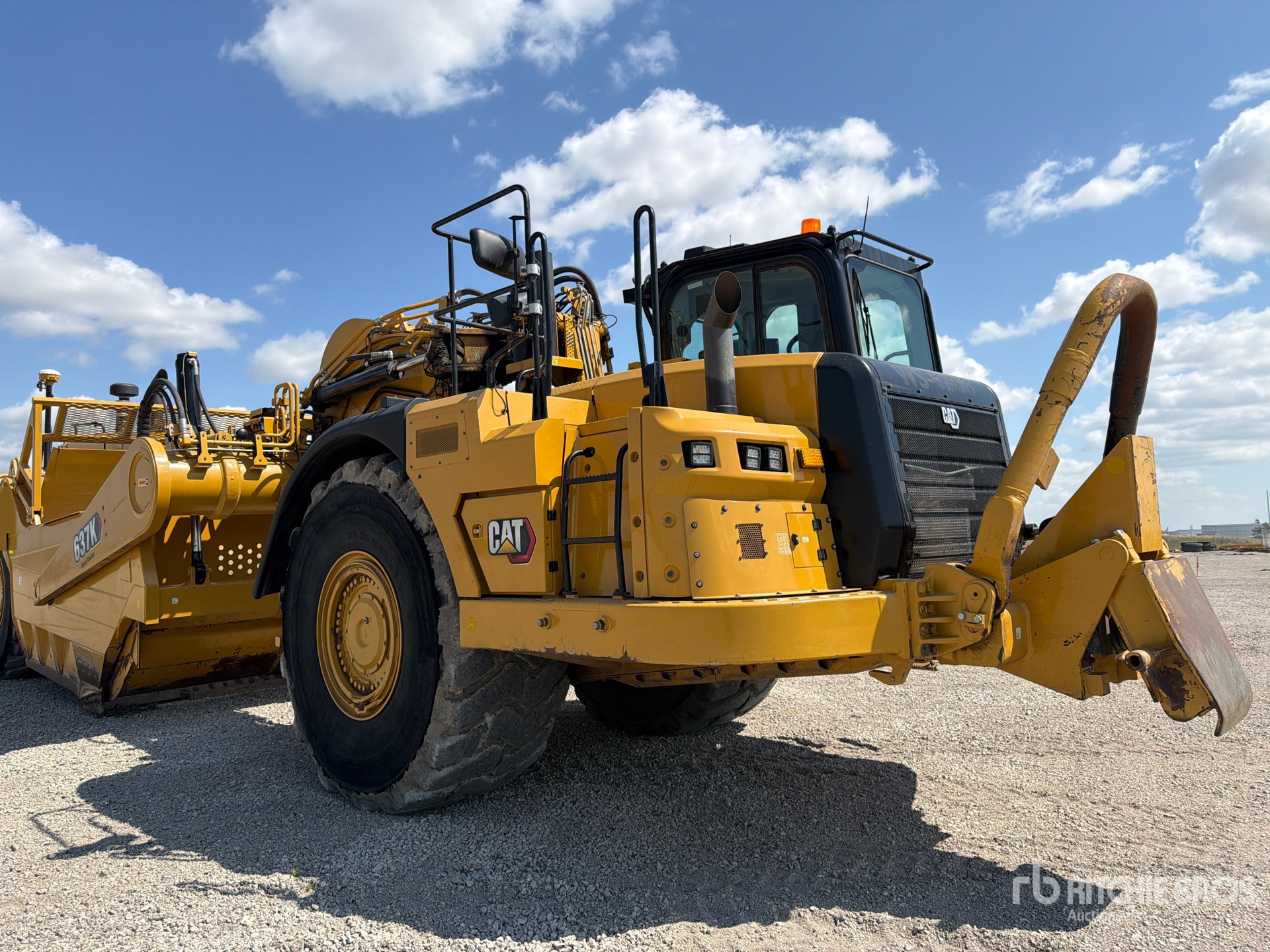 2023 Caterpillar 637K