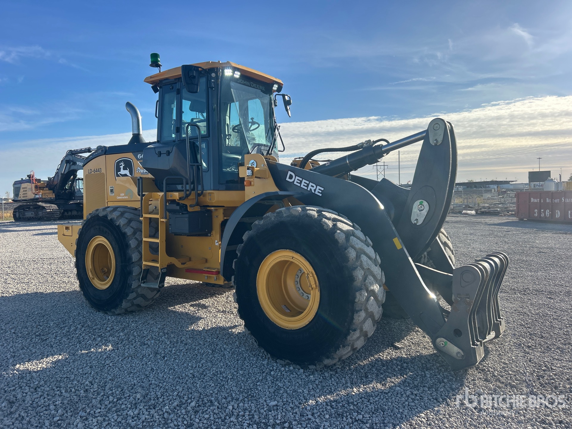 2023 John Deere 644 P-TIER