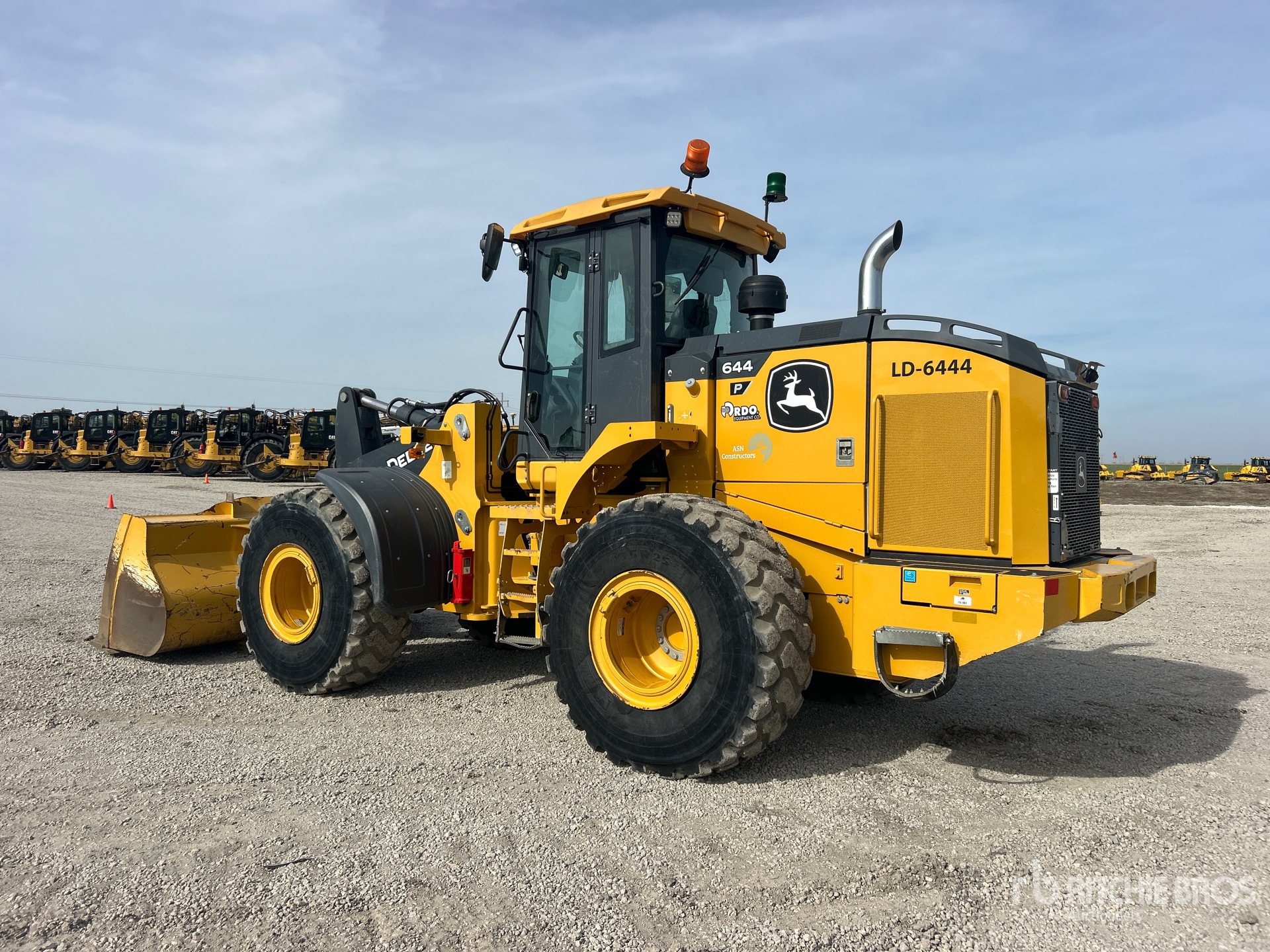 2023 John Deere 644 P-TIER