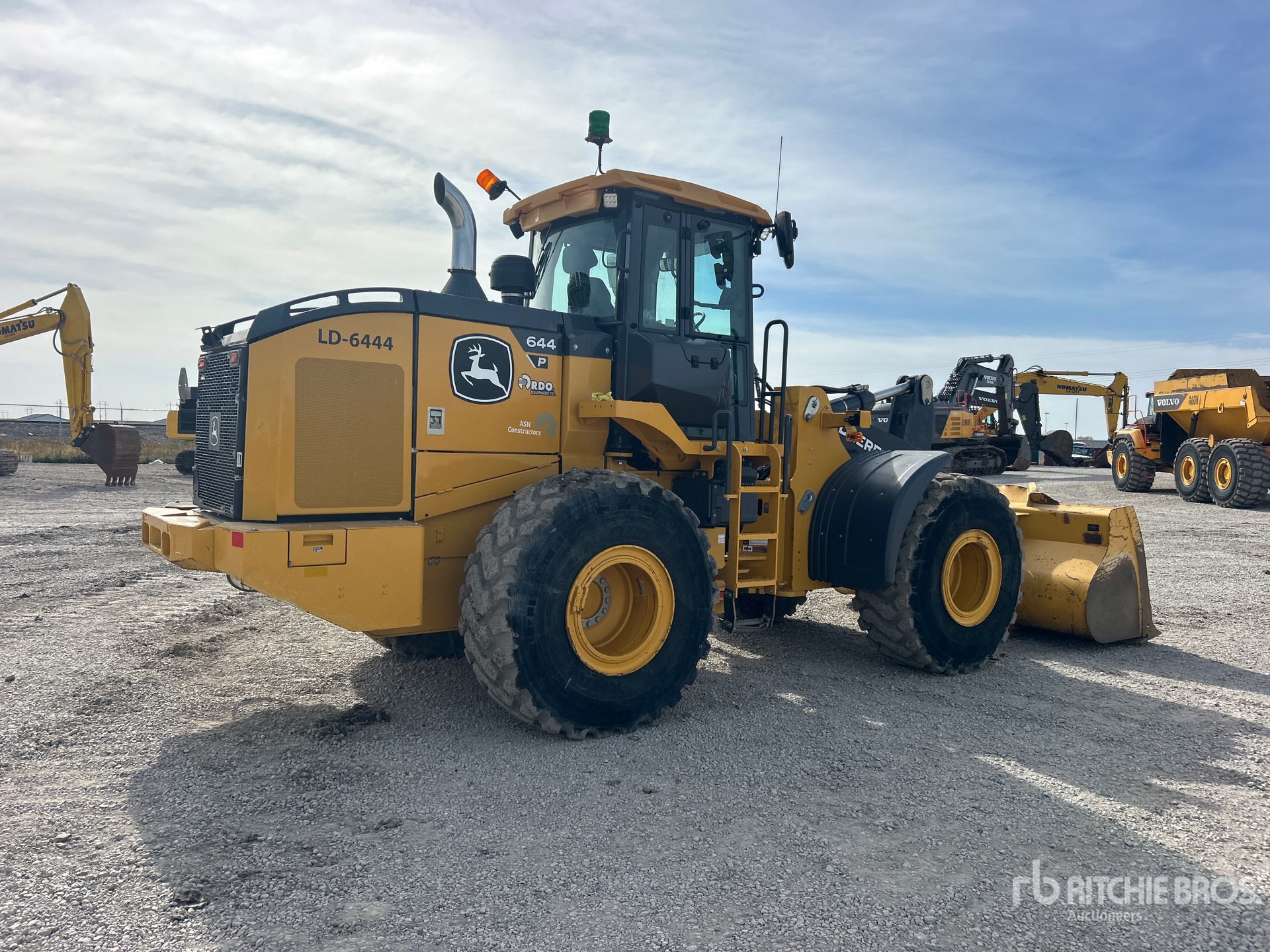 2023 John Deere 644 P-TIER