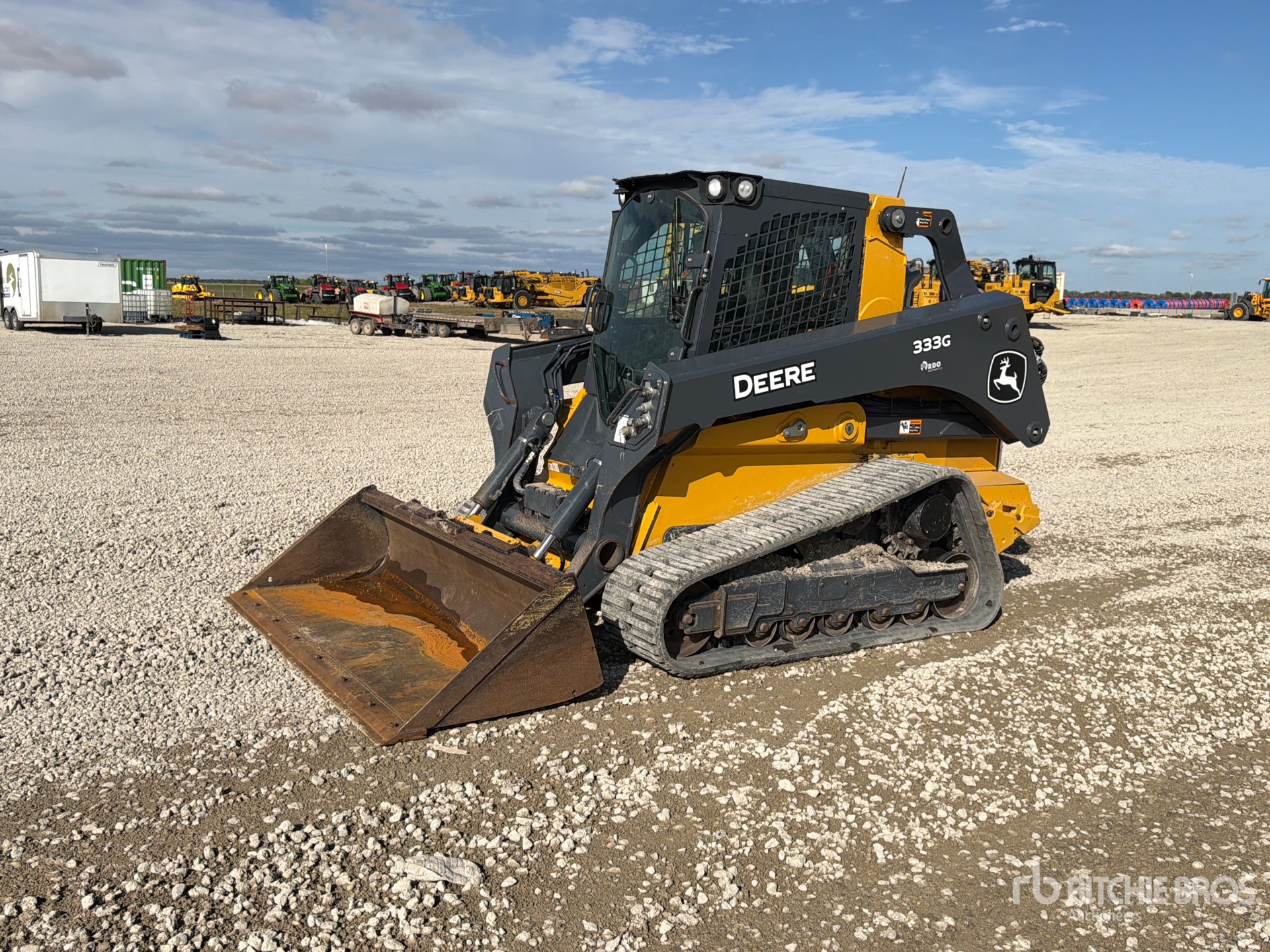 Photo of 2023 John Deere 333G