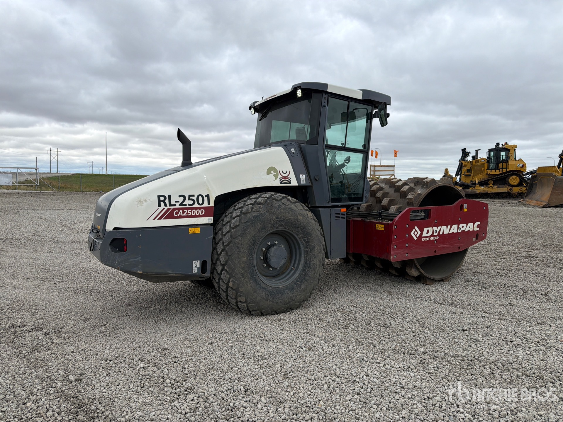 2023 Dynapac CA2500D
