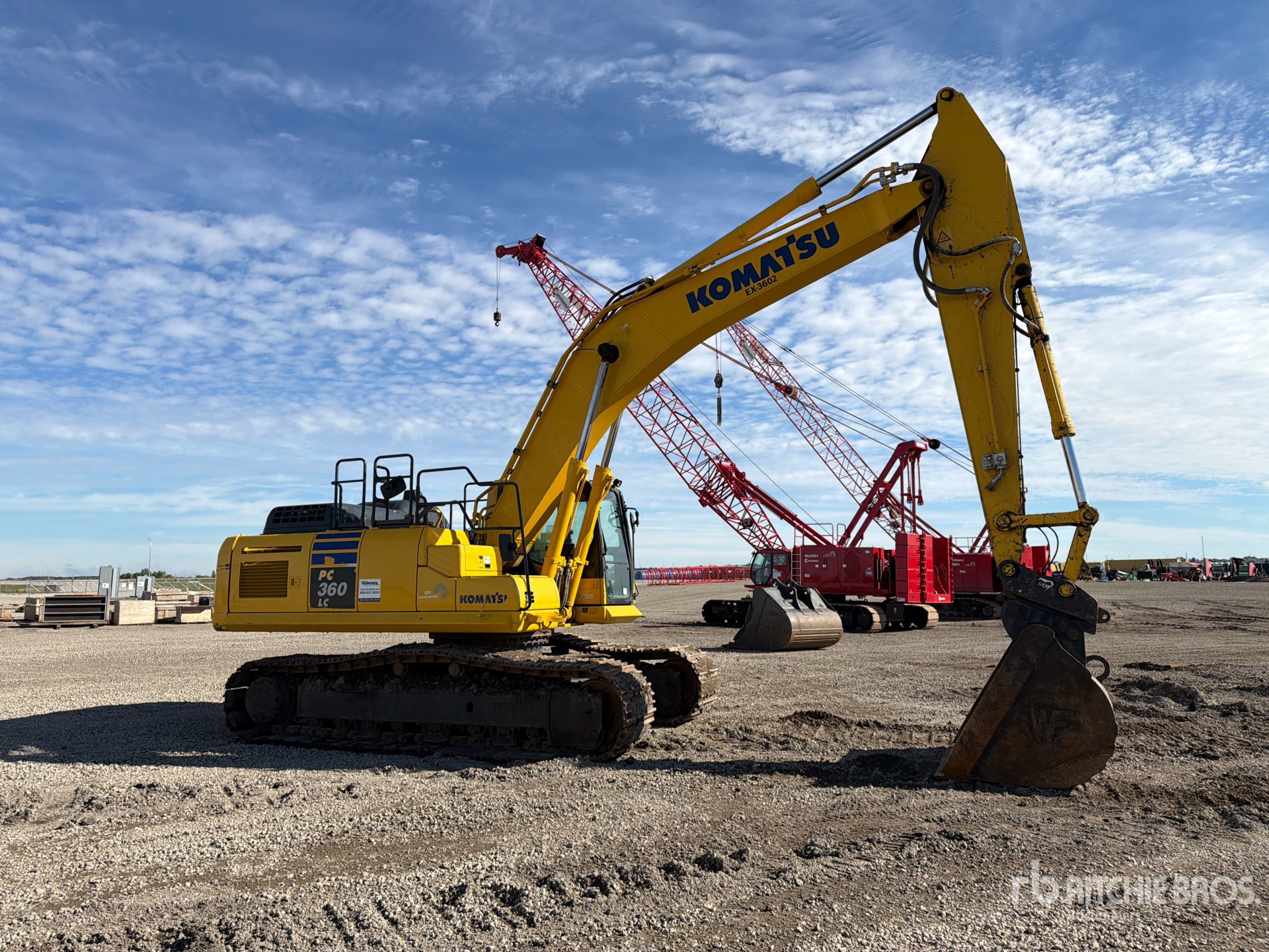 2023 Komatsu PC360LC-11